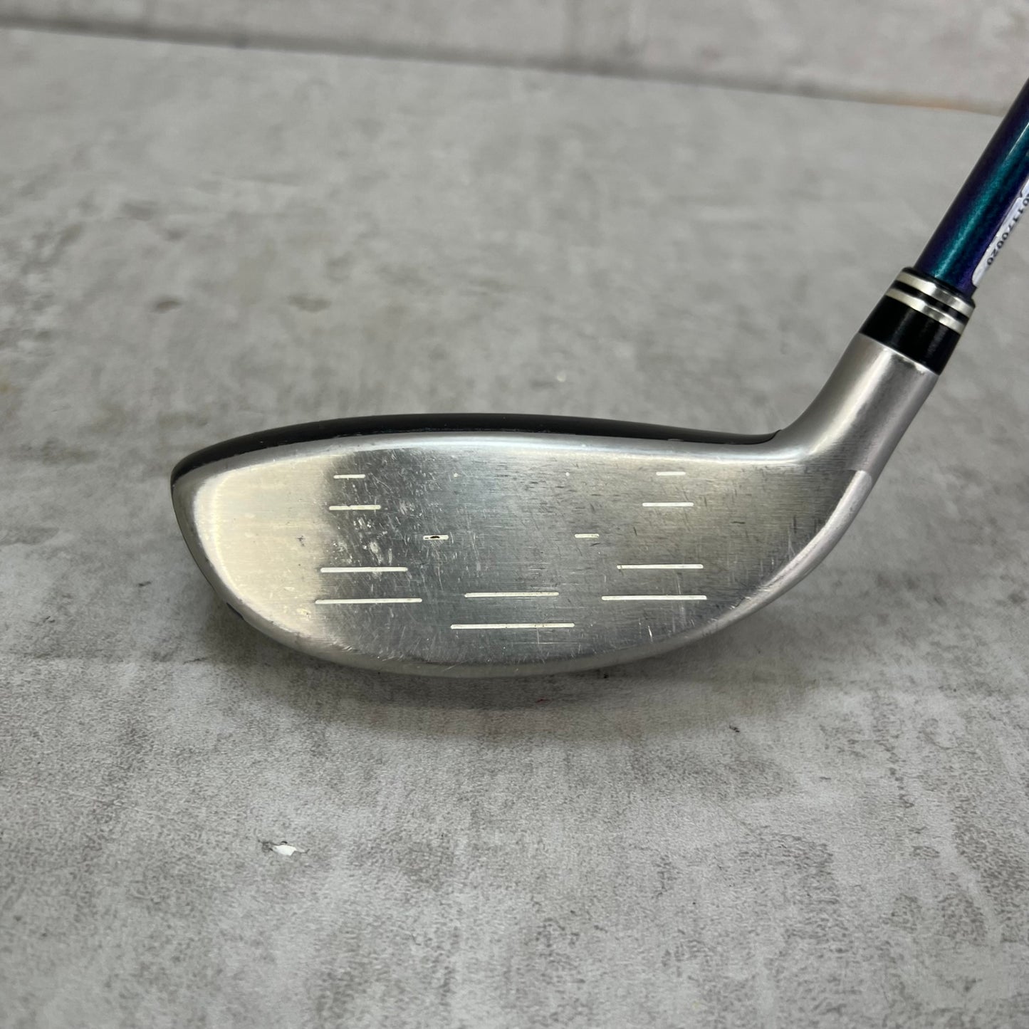 ゼクシオ　9代目　MP900　メンズゴルフ　4UT　R　右利き用　ユーティリティ　XXIO