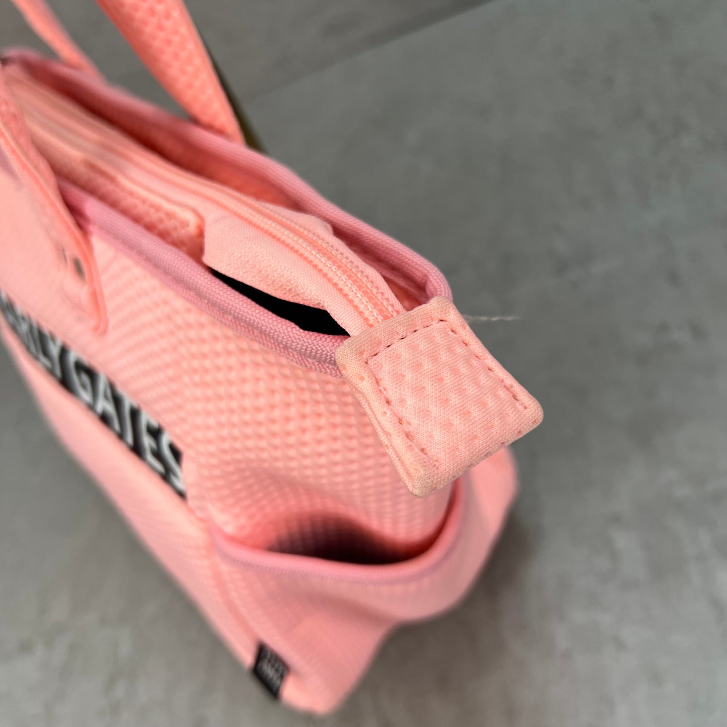 パーリーゲイツ　レディース　ゴルフラウンドバッグ　ピンク　ディンプル生地　カートバッグ　小物入れ　PEARLY GATES