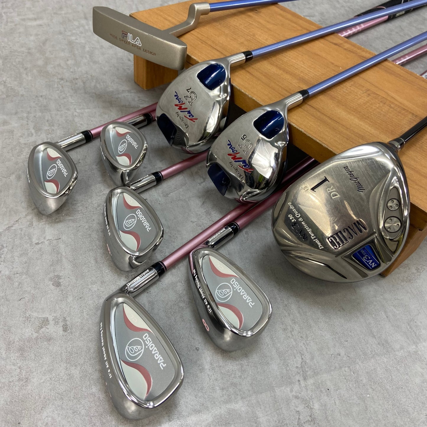 マグレガー　パラディーゾ　レディースゴルフ　クラブセット　９本　L　右利き用　MacGregor　Paradiso