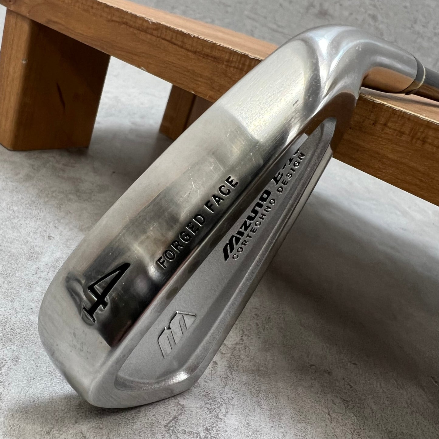 ミズノ　E-10　メンズゴルフ　4番アイアン　R　右利き用　ロング　マッシー　Mizuno