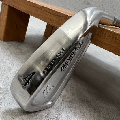 ミズノ　E-10　メンズゴルフ　4番アイアン　R　右利き用　ロング　マッシー　Mizuno