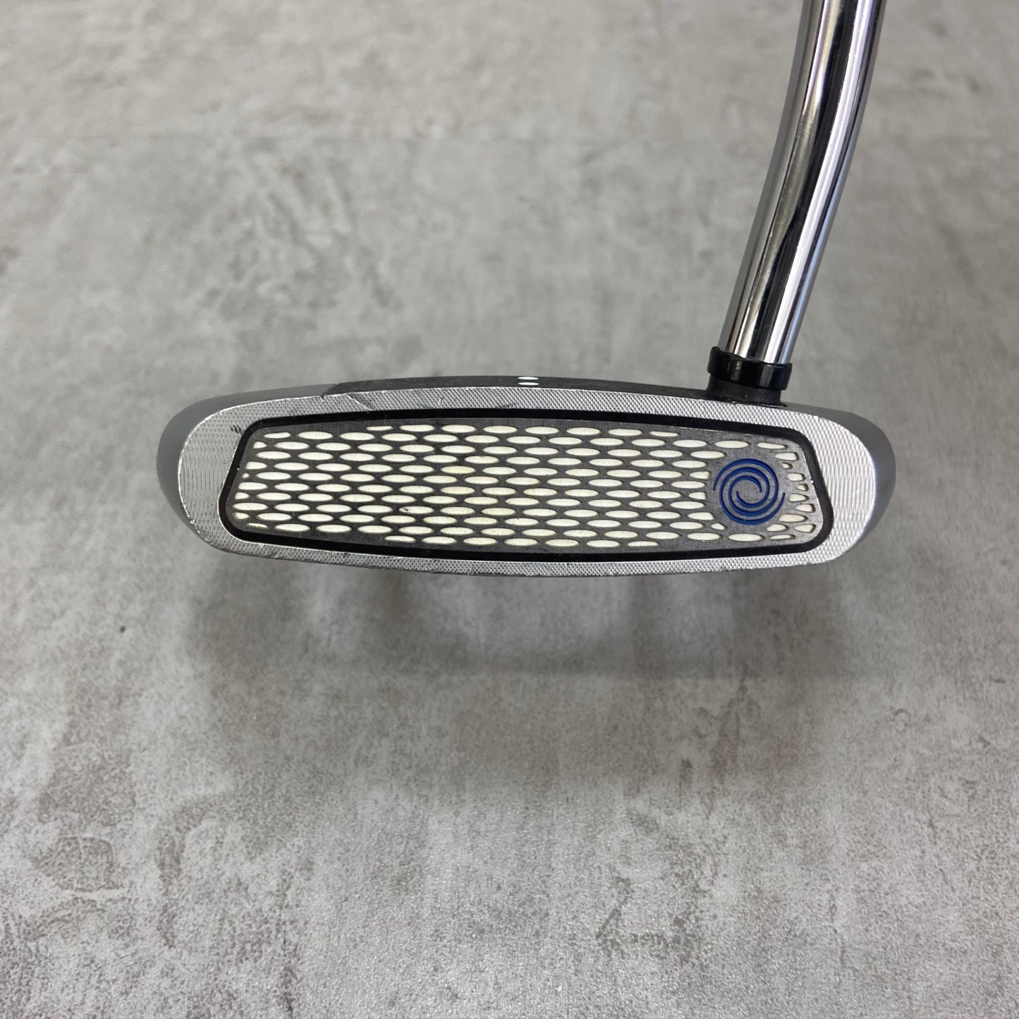 オデッセイ　ワークス　バーサ　セイバートゥース　メンズゴルフ　パター　ネオマレット　約32インチ　右利き　ODYSSEY　WORKS VERSA SABERTOOTH