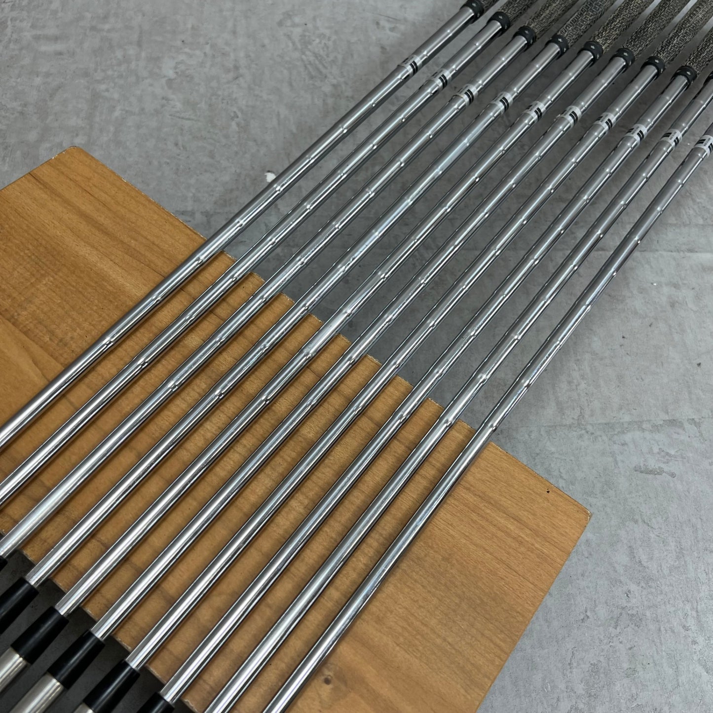 ラコステ　LG303　メンズゴルフ　アイアンセット　10本　S　右利き用　LACOSTE