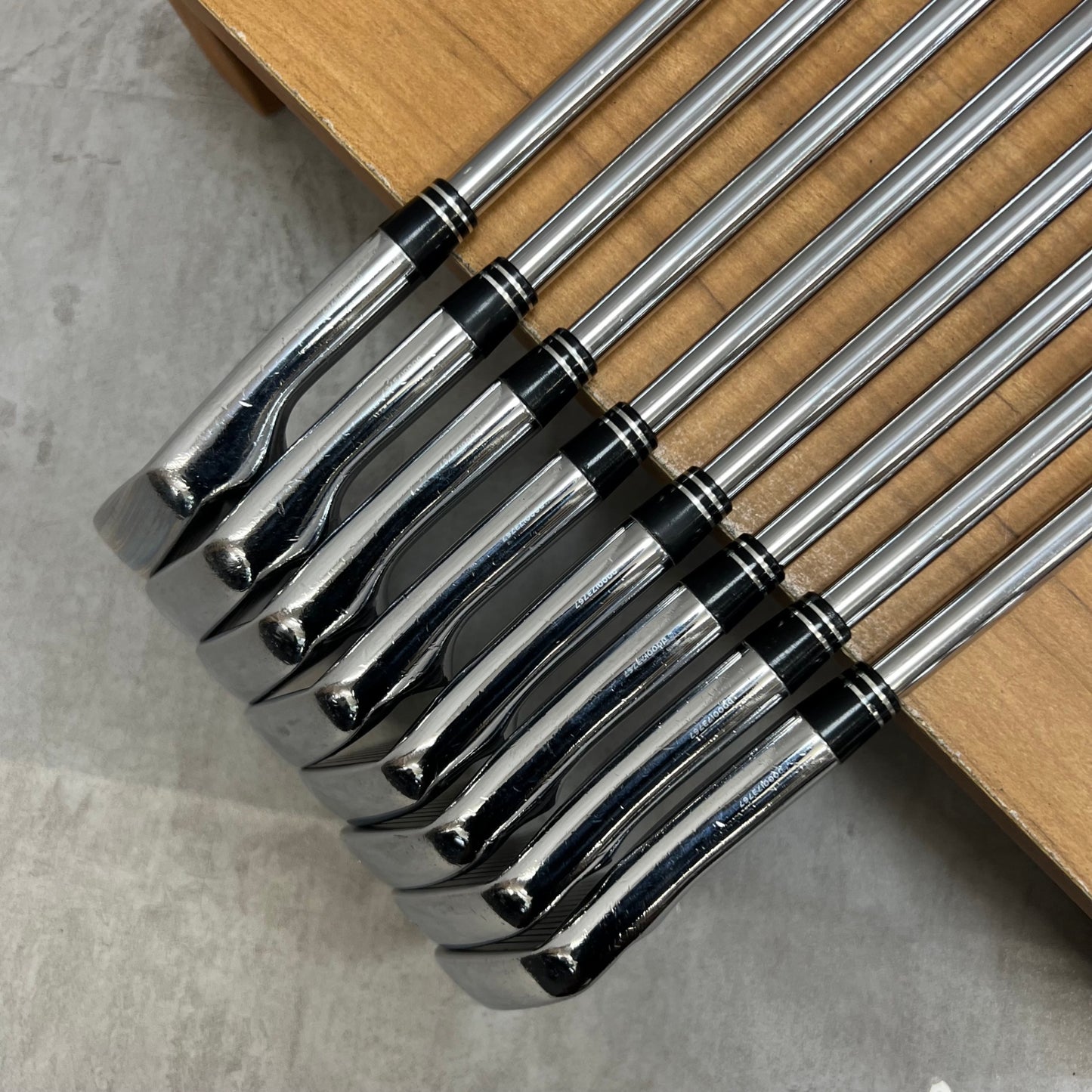 NIKE ナイキ マッスルバック メンズゴルフ アイアンセット 右利き 3番〜PW 8本 N.S.PRO 750GH スチール R