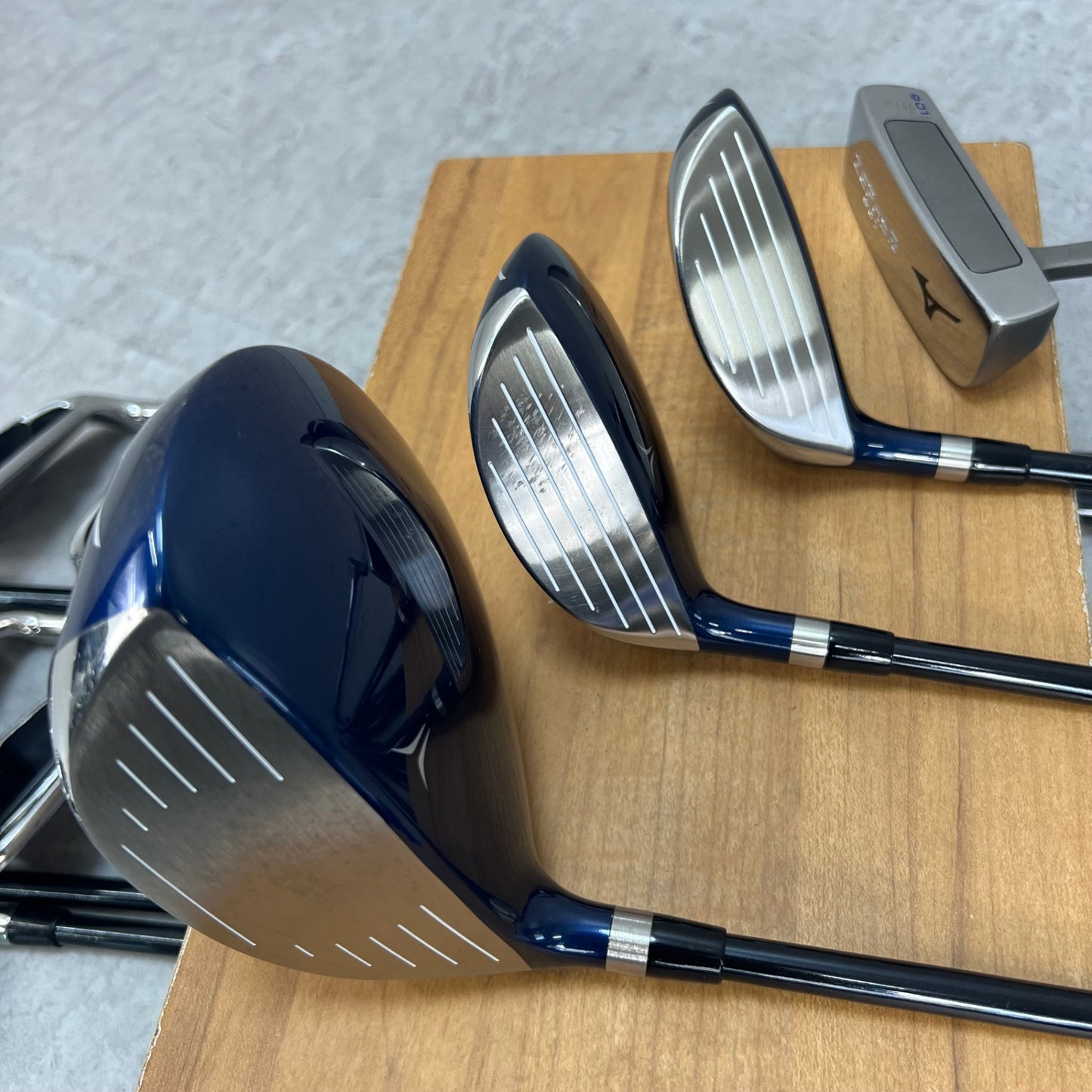 ミズノ　ゼファー　メンズゴルフ　クラブセット　11本　SR　右利き用　Mizuno　ZEPHYR