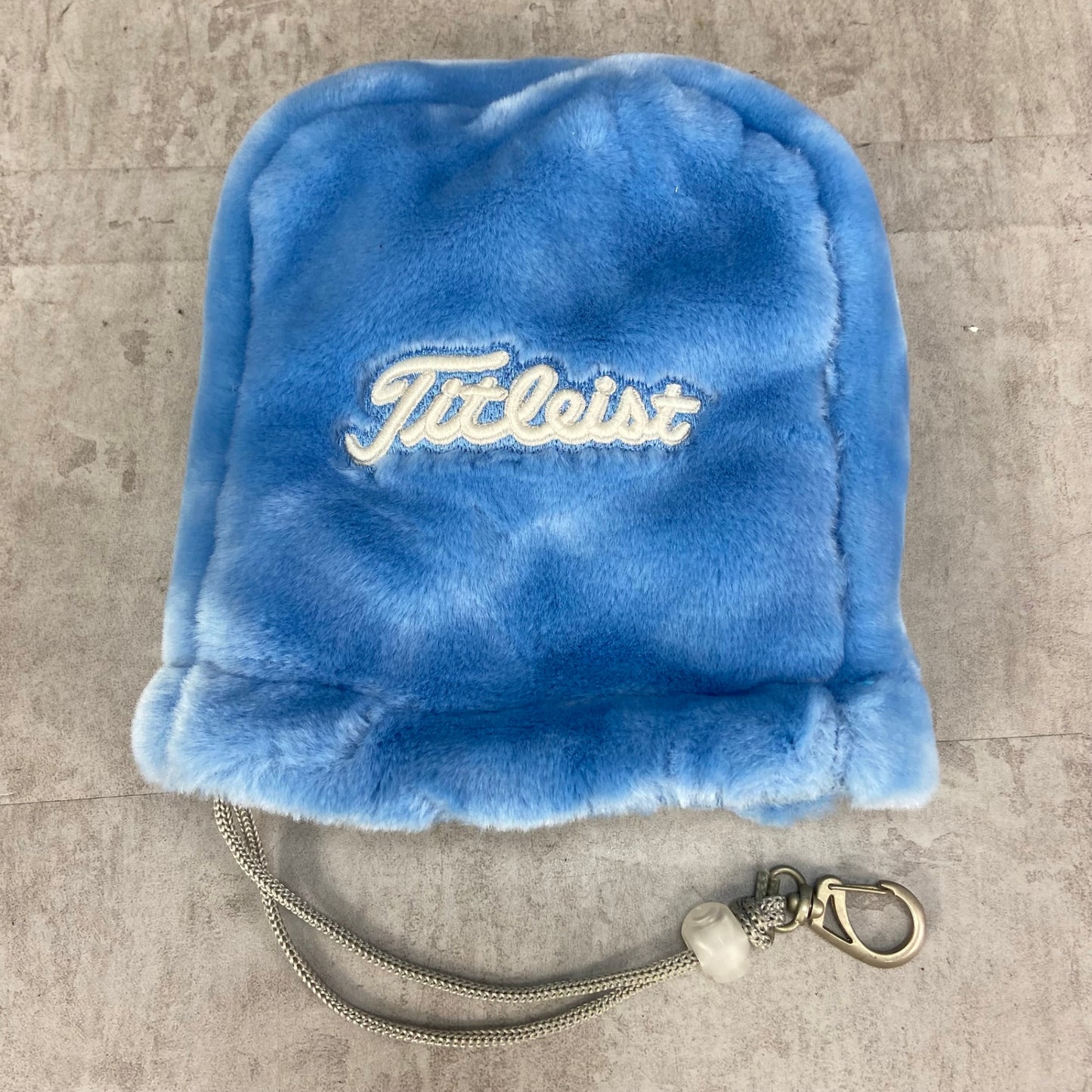 タイトリスト　ゴルフクラブ用ヘッドカバー　アイアン　ボア　Titleist　ラウンド用品　アイテム　小物