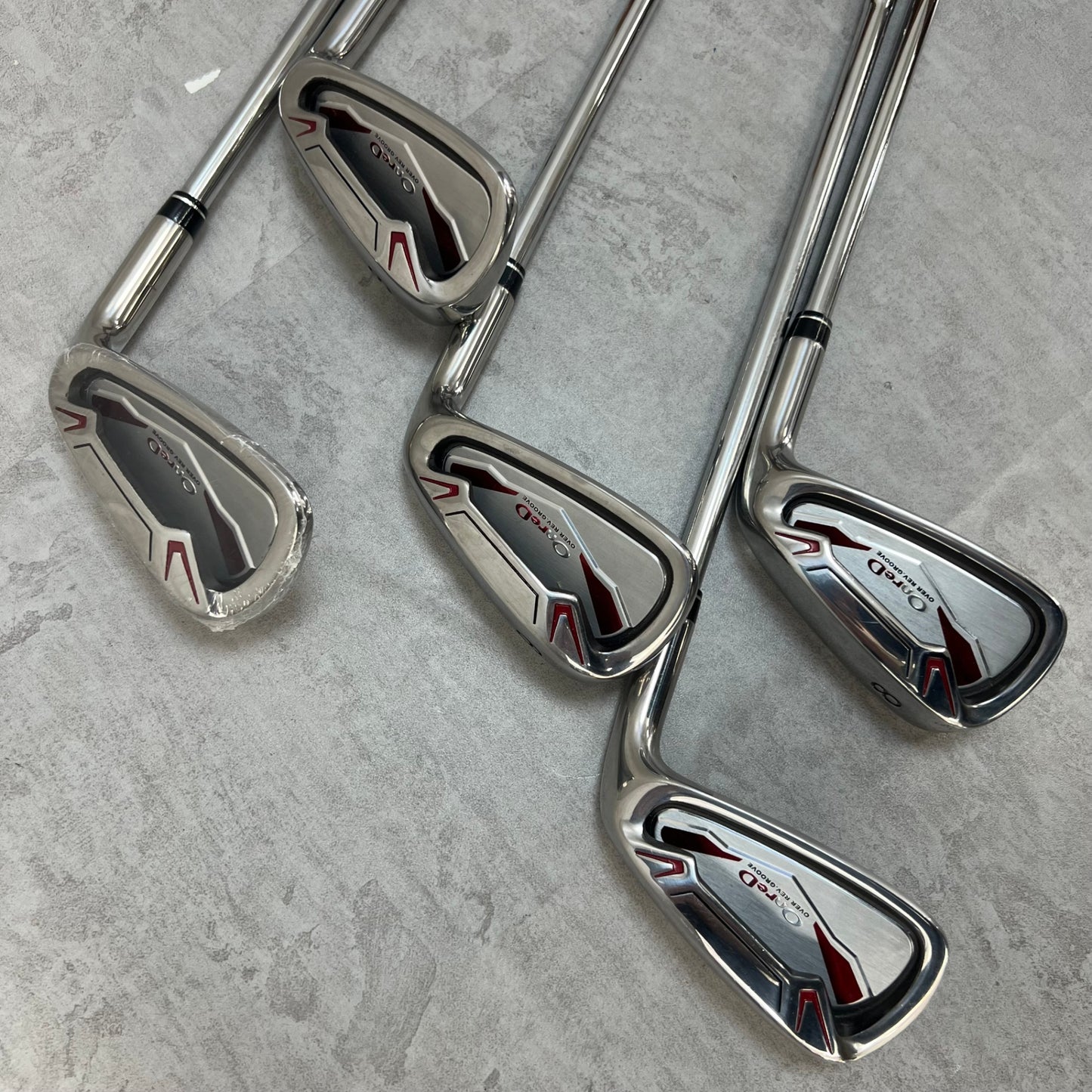 テーラーメイド　オンレッド　メンズゴルフ　クラブセット　10本　右利き用　TaylorMade　Onred