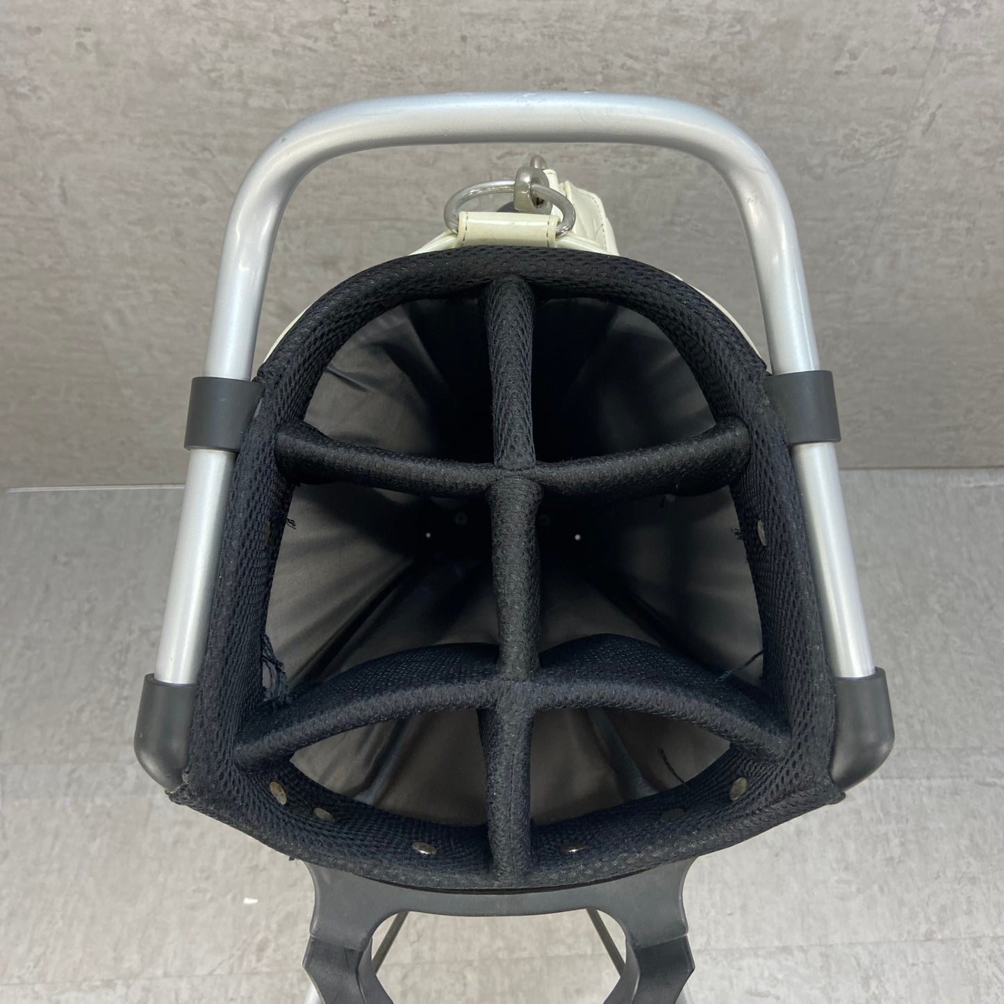 マスターバニーエディション　ゴルフ　スタンド式キャディバッグ　約9.5型　エナメル　MASTER BUNNY EDITION