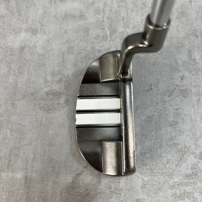 オデッセイ　ホワイトアイス　330　メンズゴルフ　パター　右利き用　ODYSSEY　WHITE ICE