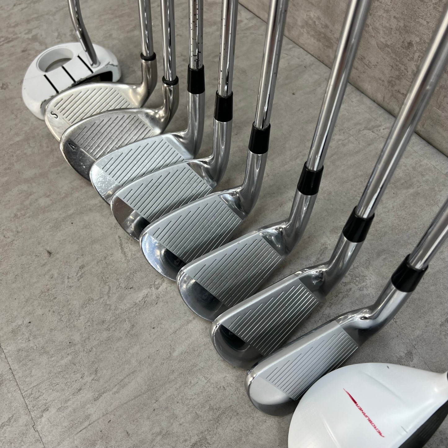 テーラーメイド　タイトリスト　メンズゴルフ　クラブセット　13本　右利き用　TaylorMade Titleist