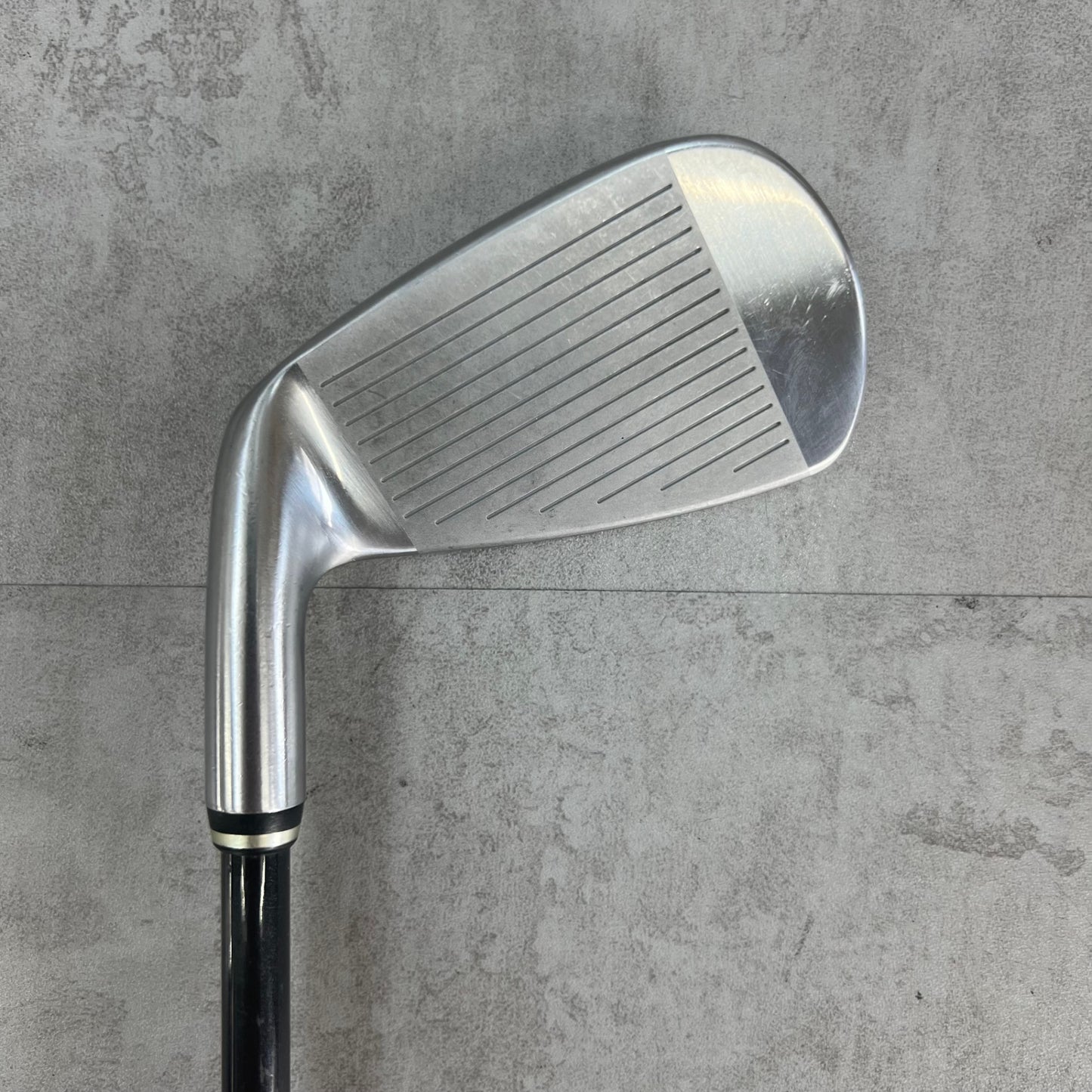 ゼクシオ　フォージド　メンズゴルフ　アイアン　4番　右利き用　R　XXIO　FORGED