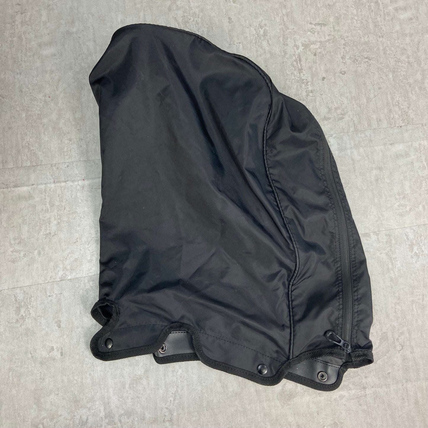 OGIO　GROM　キャディバッグ　スタンド式　14分割　口径約27cm　約3.5Kg　ナイロン　オジオ　グロム