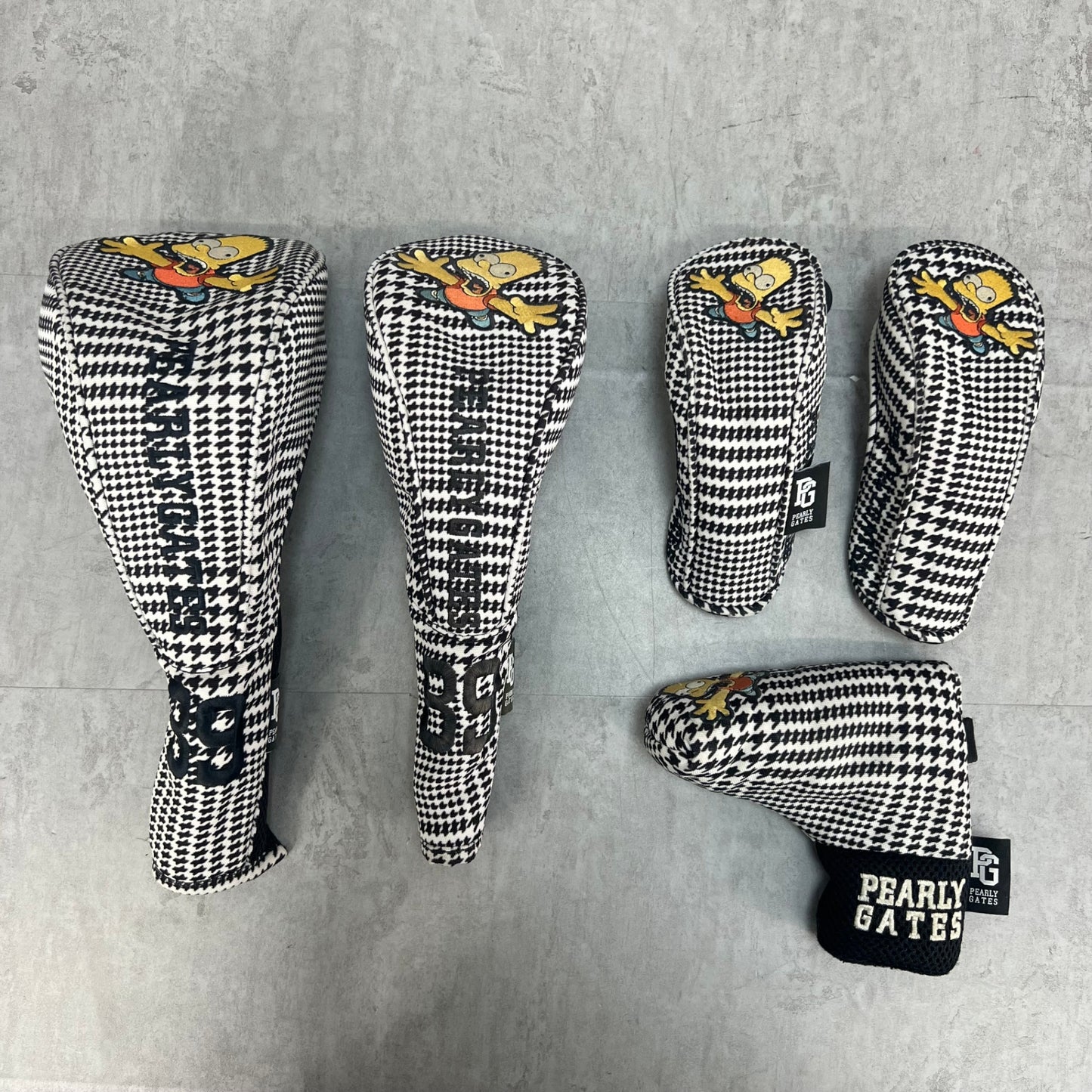 パーリーゲイツ　ザ・シンプソンズ　ゴルフクラブ用ヘッドカバー　５点セット　ドライバー　フェアウェイ　ユーティリティ　キャラクター