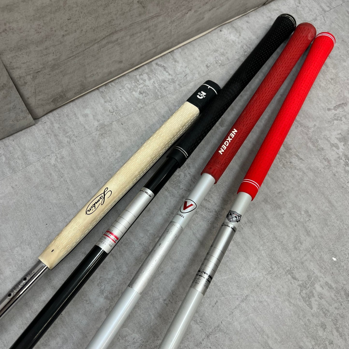 テーラーメイド　アドバイザー　メンズゴルフ　クラブセット　12本　右利き用　TaylorMade　advisor