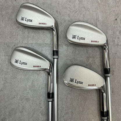 LYNX リンクス BOMBA ボンバ ホワイト メンズゴルフ アイアンセット  8本 右利き用 カーボン R ワイドソール