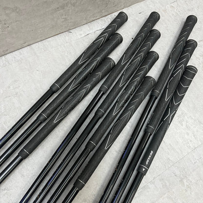 ゼクシオ　メンズゴルフ　クラブセット　14本　右利き用　XXIO ヘッドカバー