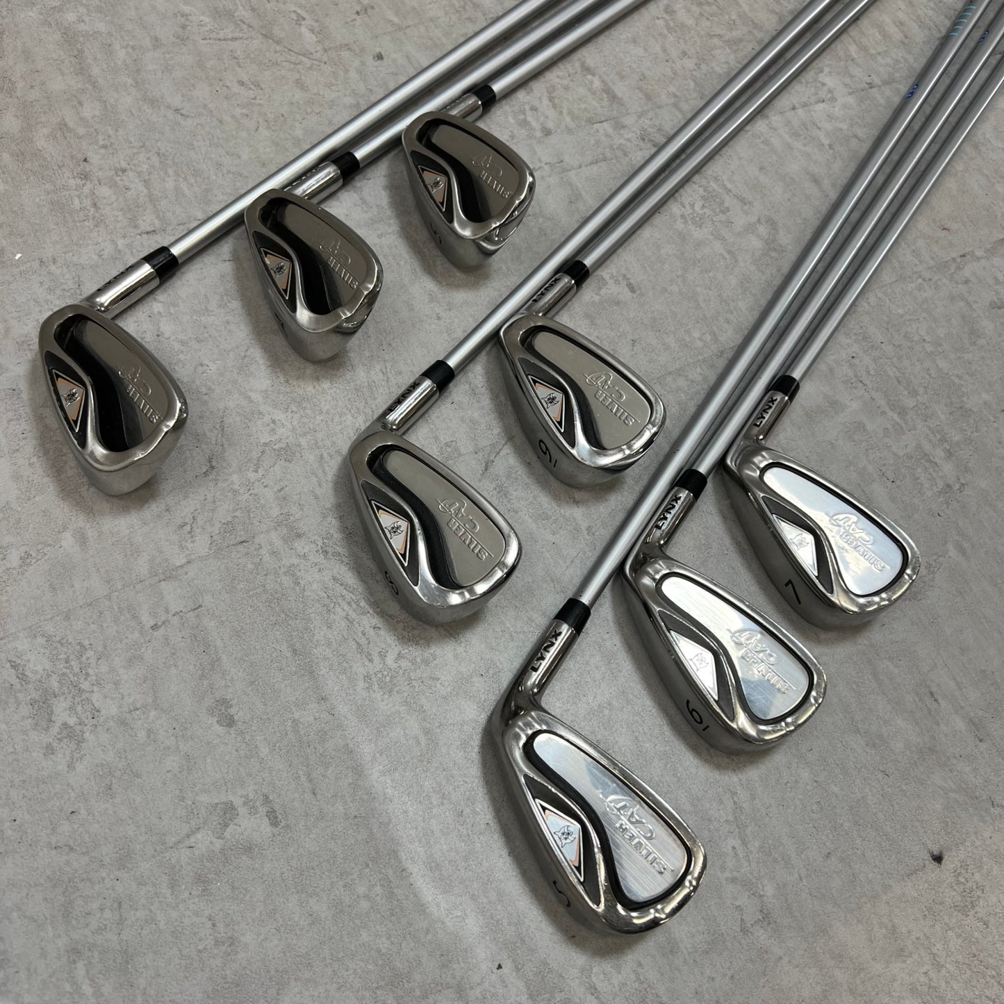 テーラーメイド　オノフ　メンズゴルフ　クラブセット　12本　右利き用　TaylorMade ONOFF