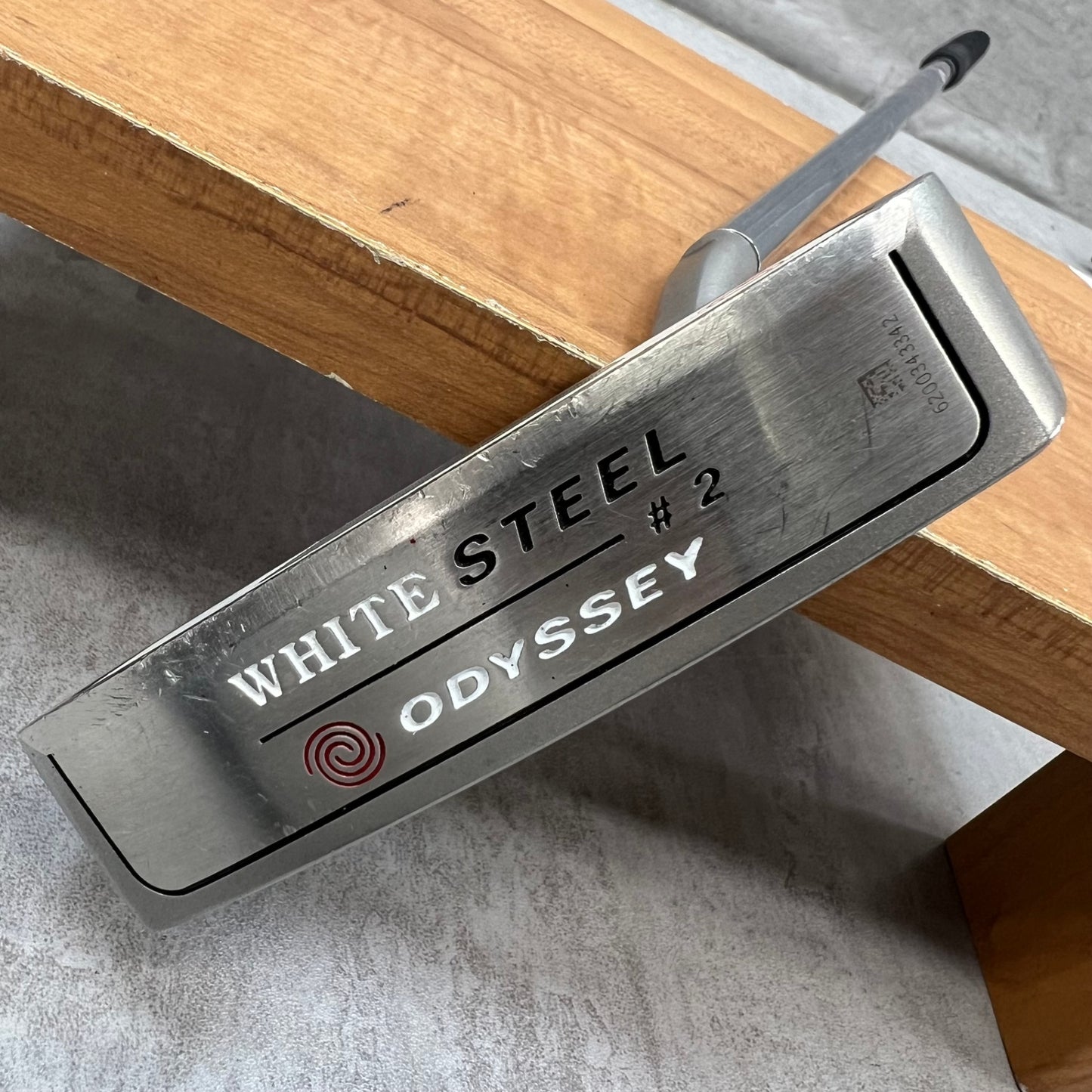 オデッセイ　ホワイトスチール　#2　レディースゴルフ　パター　右利き用　32インチ　ピン　ODYSSEY　WHITE　STEEL