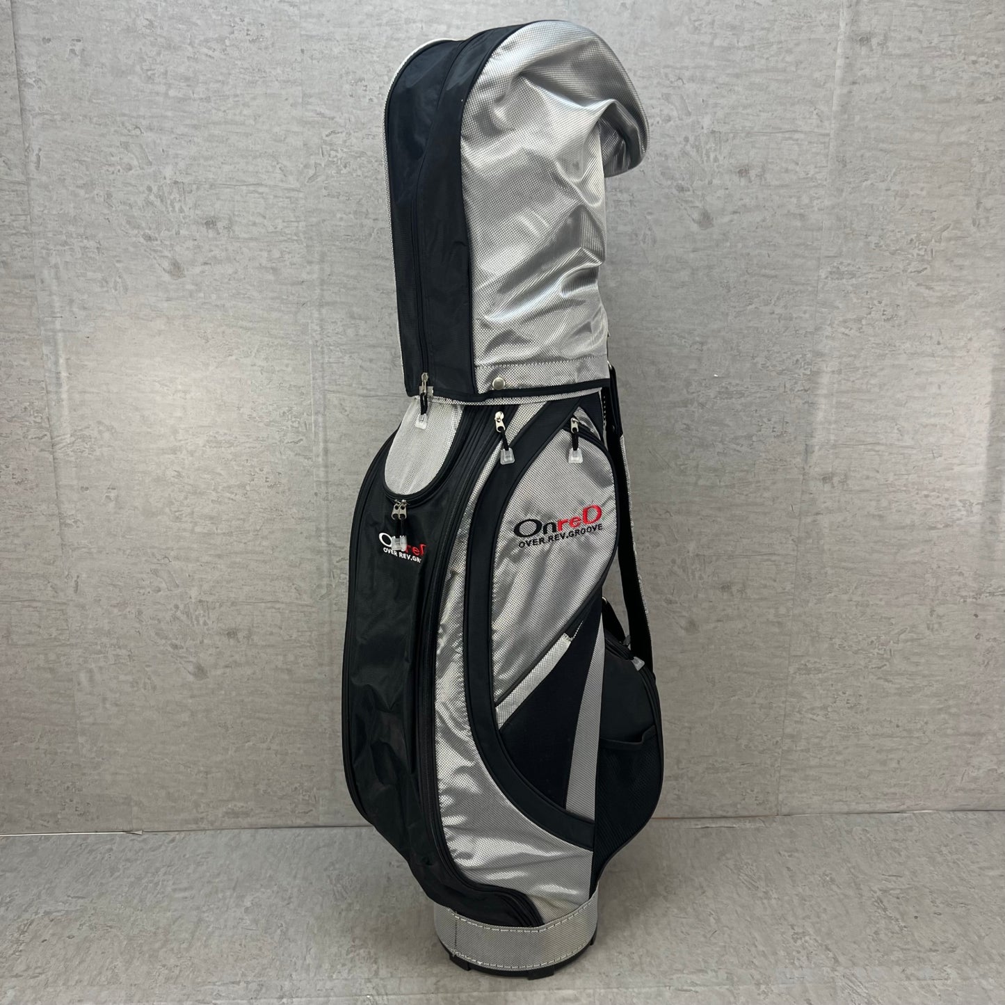 テーラーメイド　オンレッド　メンズゴルフ　クラブセット　10本　右利き用　TaylorMade　Onred