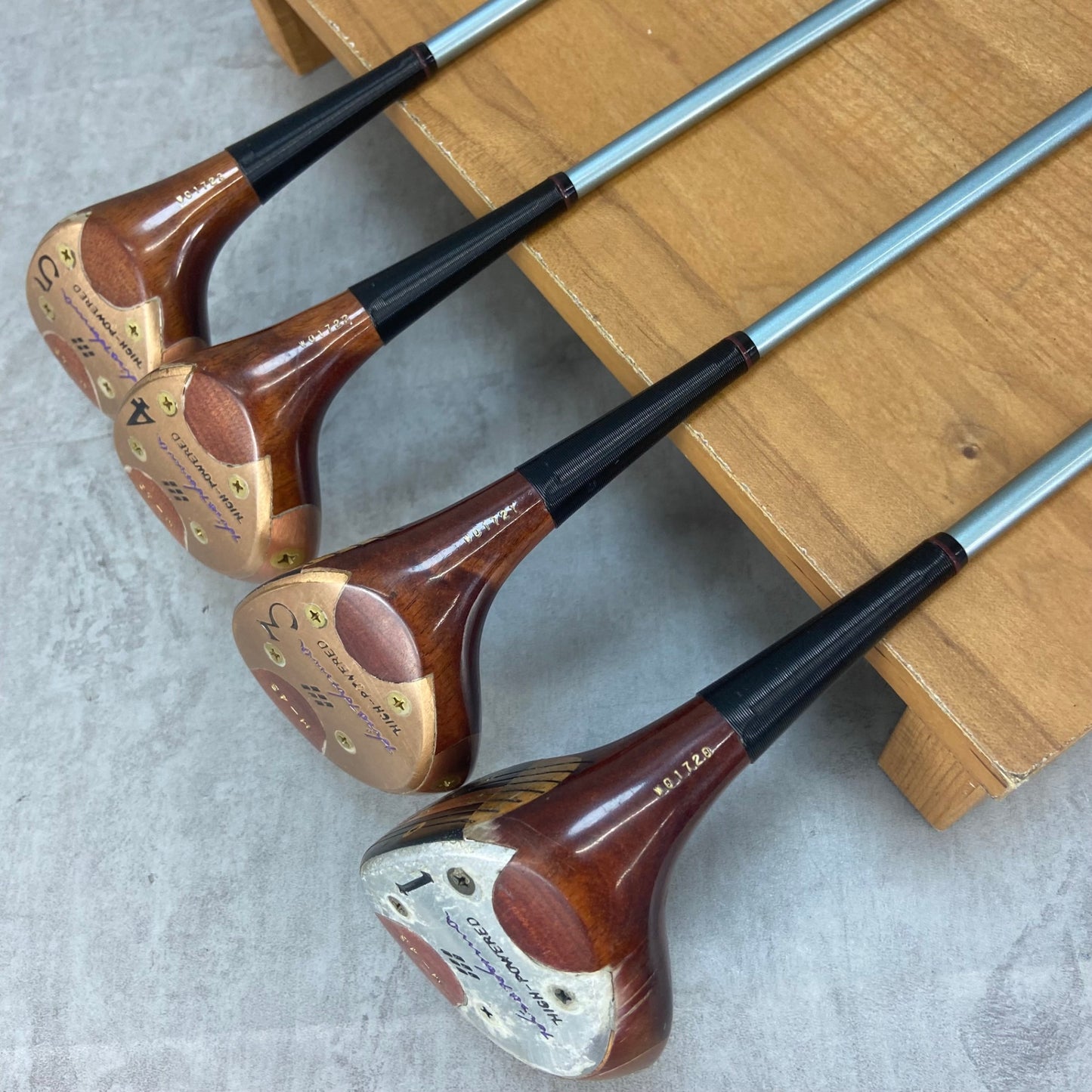 ホンマ　M-43 レディースゴルフ　パーシモンセット　4本　A 右利き用　木製　ウッド　HONMA