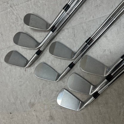 テーラーメイド ナイキ メンズゴルフ クラブセット 12本 右利き用 キャディバッグ付きTaylorMade NIKE