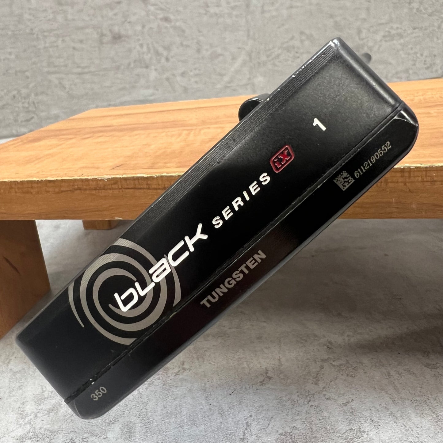オデッセイ　ブラックシリーズ　iX　1　メンズゴルフ　パター　右利き用　34インチ　ODYSSEY　brack SERIES