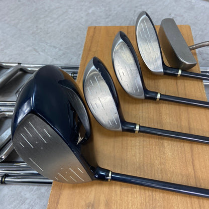 ゼクシオ　メンズゴルフ　クラブセット　15本　右利き用　XXIO