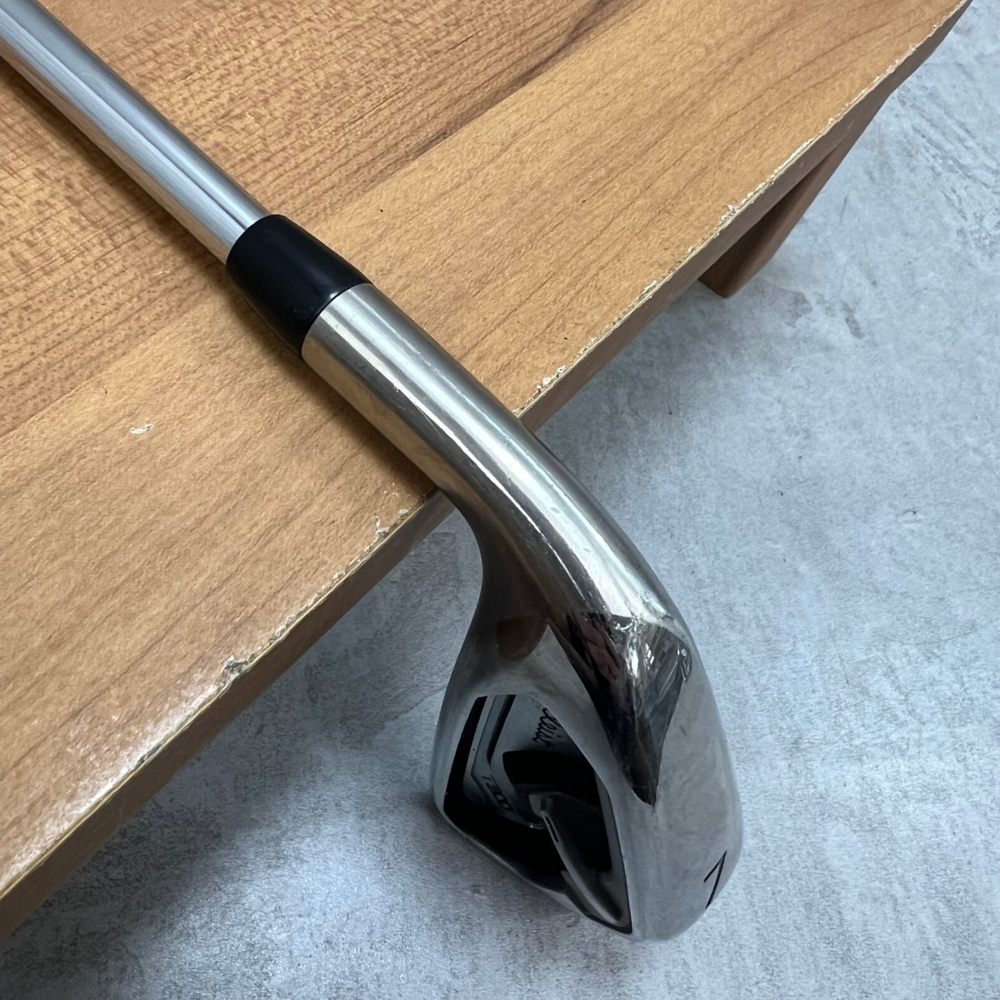 Titleist　タイトリスト　T300	メンズゴルフ	7番アイアン　D-2　S　レフティー　左利き用