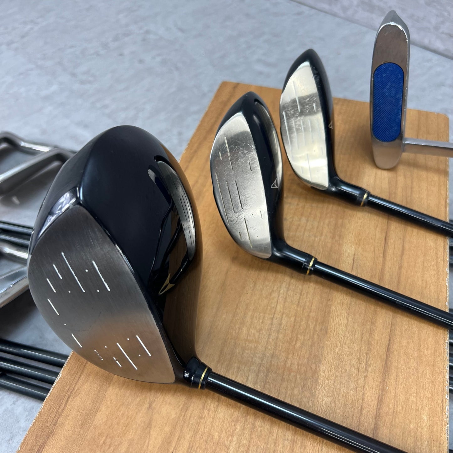 ゼクシオ　ダンロップ　メンズゴルフ　クラブセット　14本　右利き用　XXIO　DUNLOP