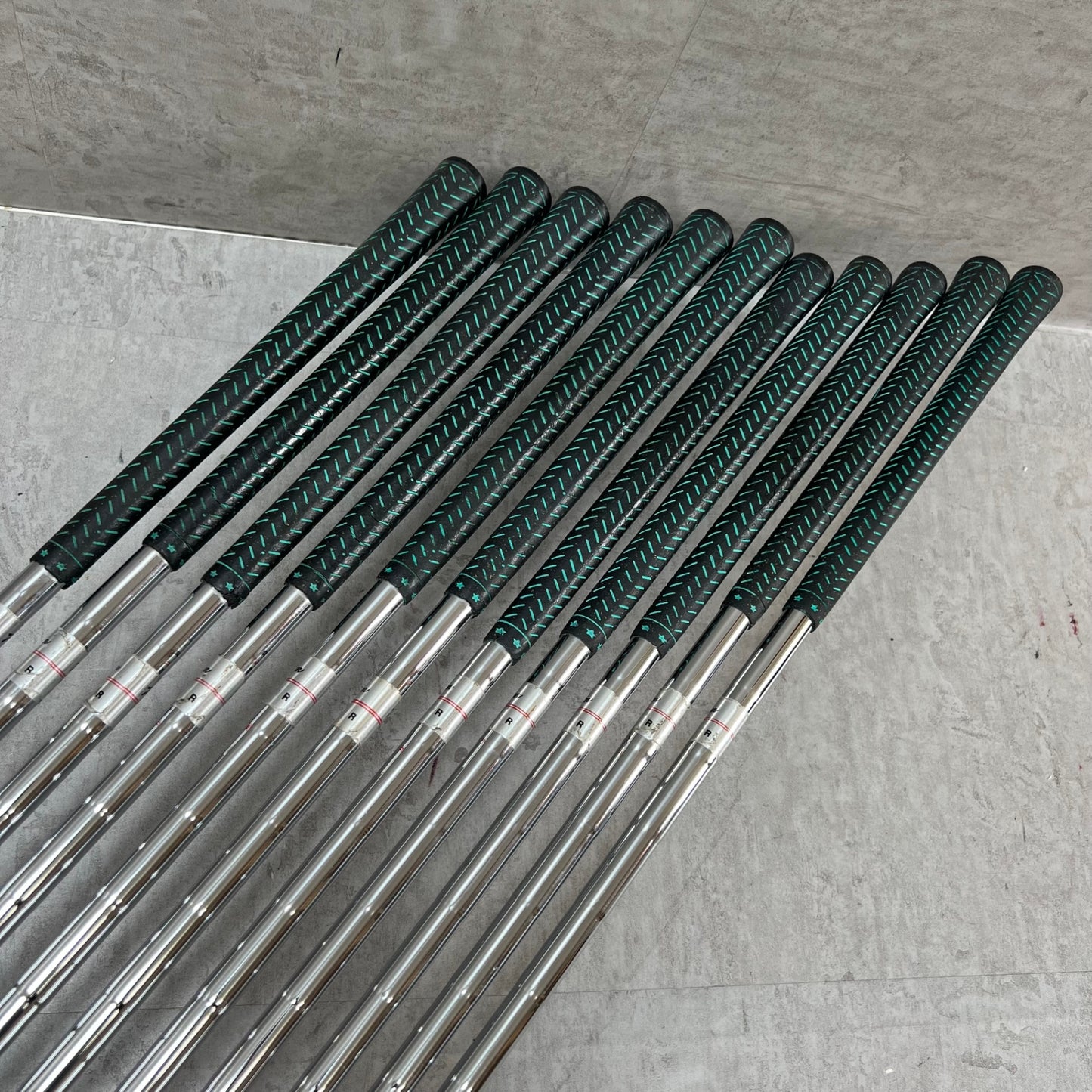 希少1番付きトミーアーマー シルバースコット 845S メンズゴルフ アイアンセット 11本 右利き用 スチール R Tommy Armour