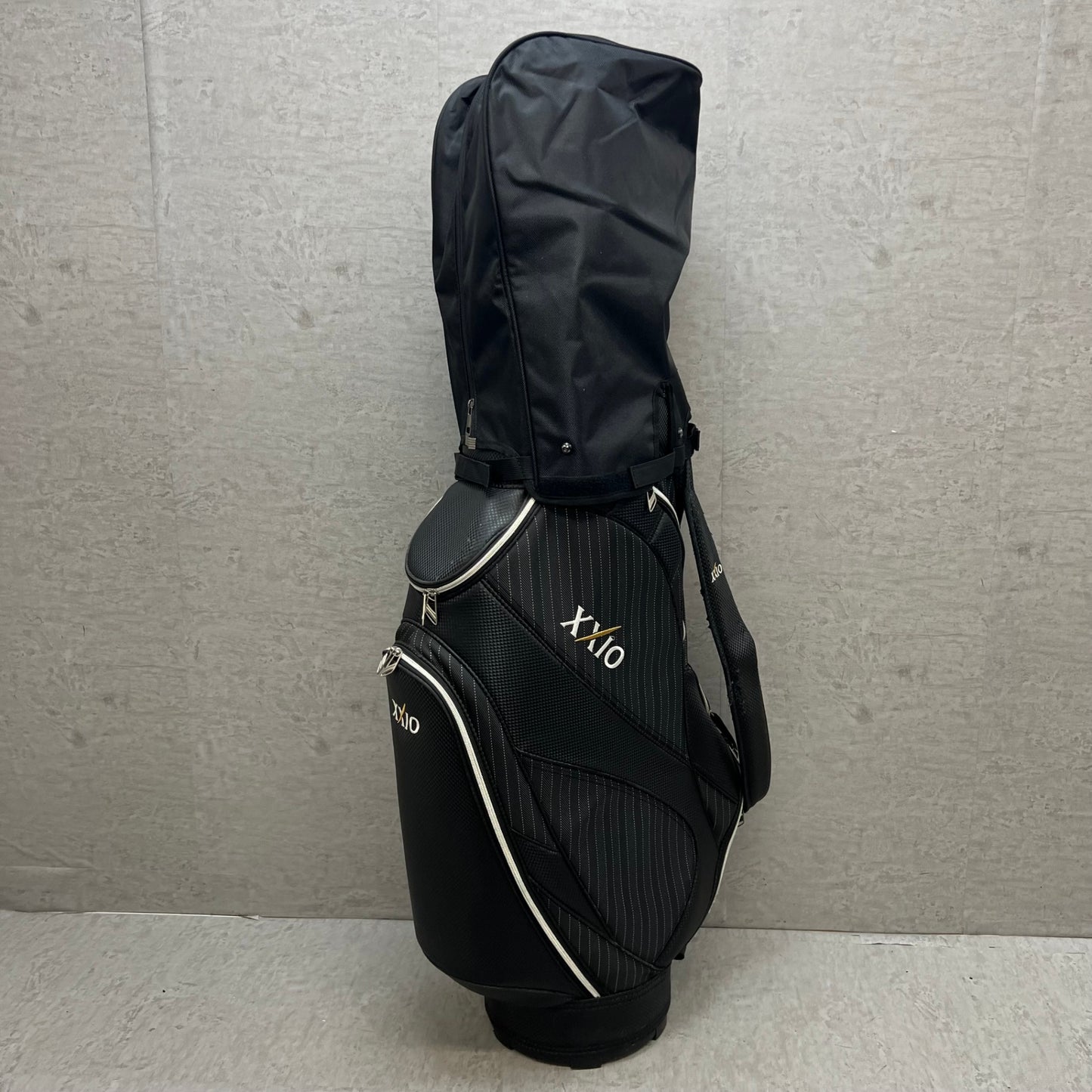 ゼクシオ　メンズゴルフ　クラブセット　13本　右利き用　XXIO