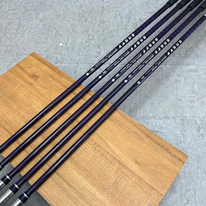 オノフ　2014年　レディースゴルフ　アイアン5本セット　カーボン　L　右利き用　ONOFF