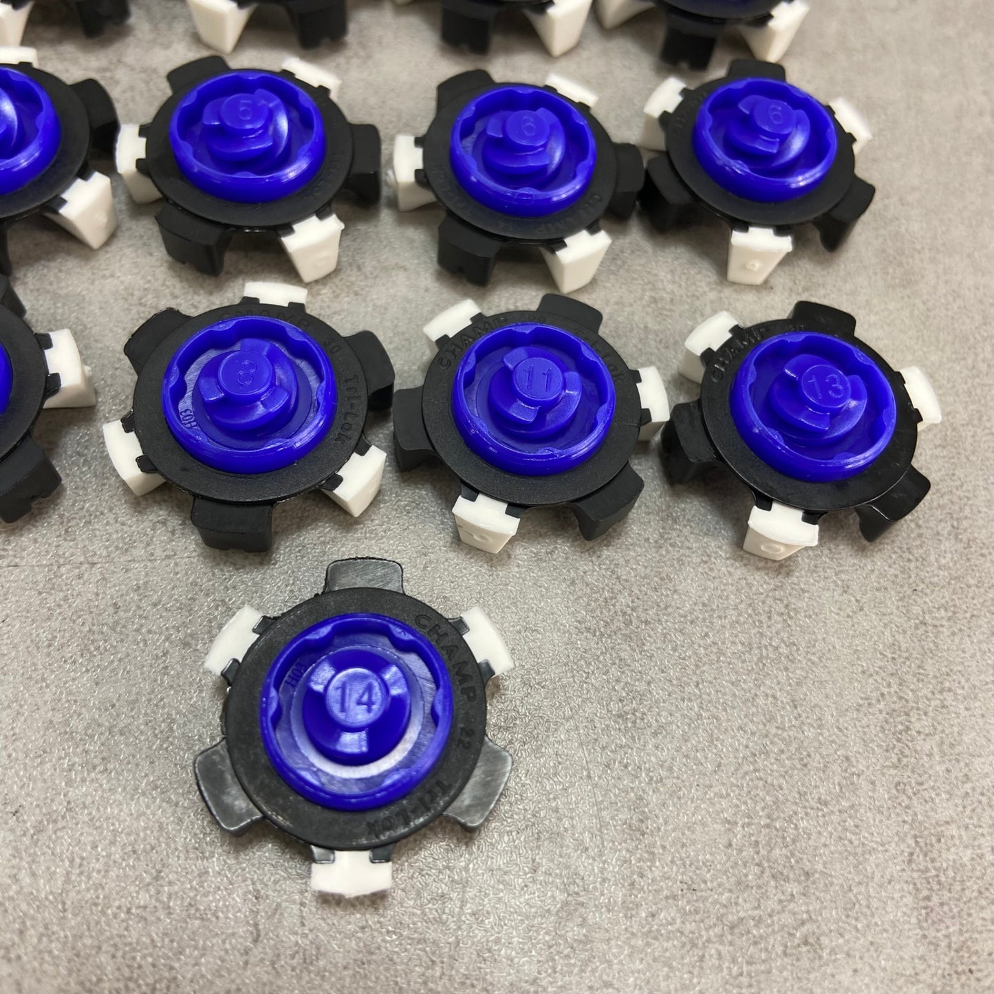 フットジョイ　チャンプ　スティンガー　ゴルフシューズ靴鋲　S-76　ブラック　黒 ホワイト　白　FOOTJOY