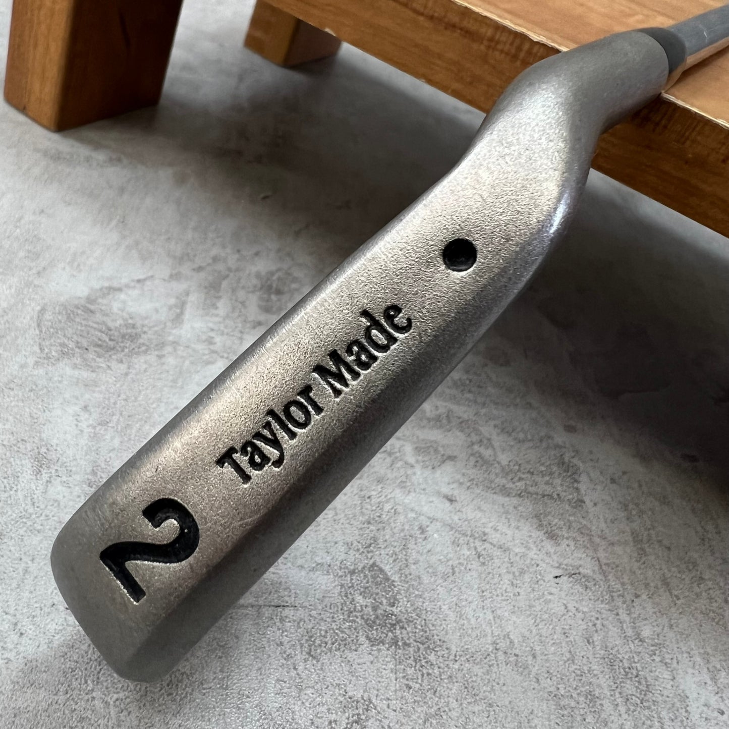 テーラーメイド　ICW11　メンズゴルフ　2番アイアン　R　右利き用　ロング　ミッド　TaylorMade
