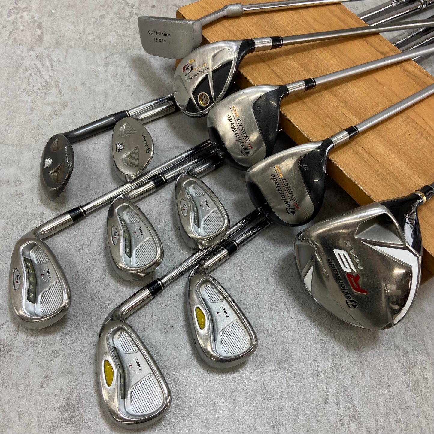 テーラーメイド　ナイキ　メンズゴルフ　クラブセット　12本　右利き用　TaylorMade　NIKE