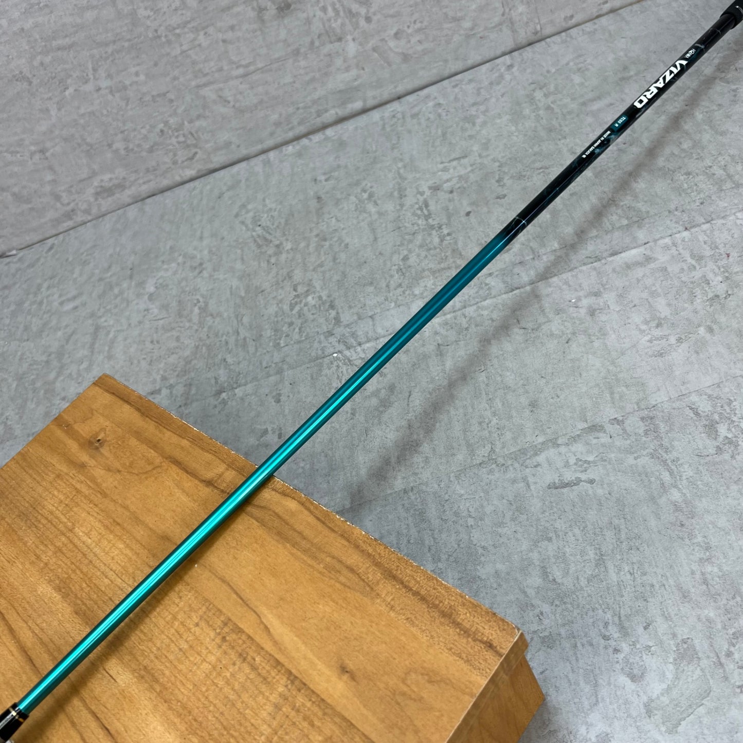 ホンマ　ツアーワールド　TW717　メンズゴルフ　ドライバー　R　右利き用　10.5°　HONMA　TOUR WORLD