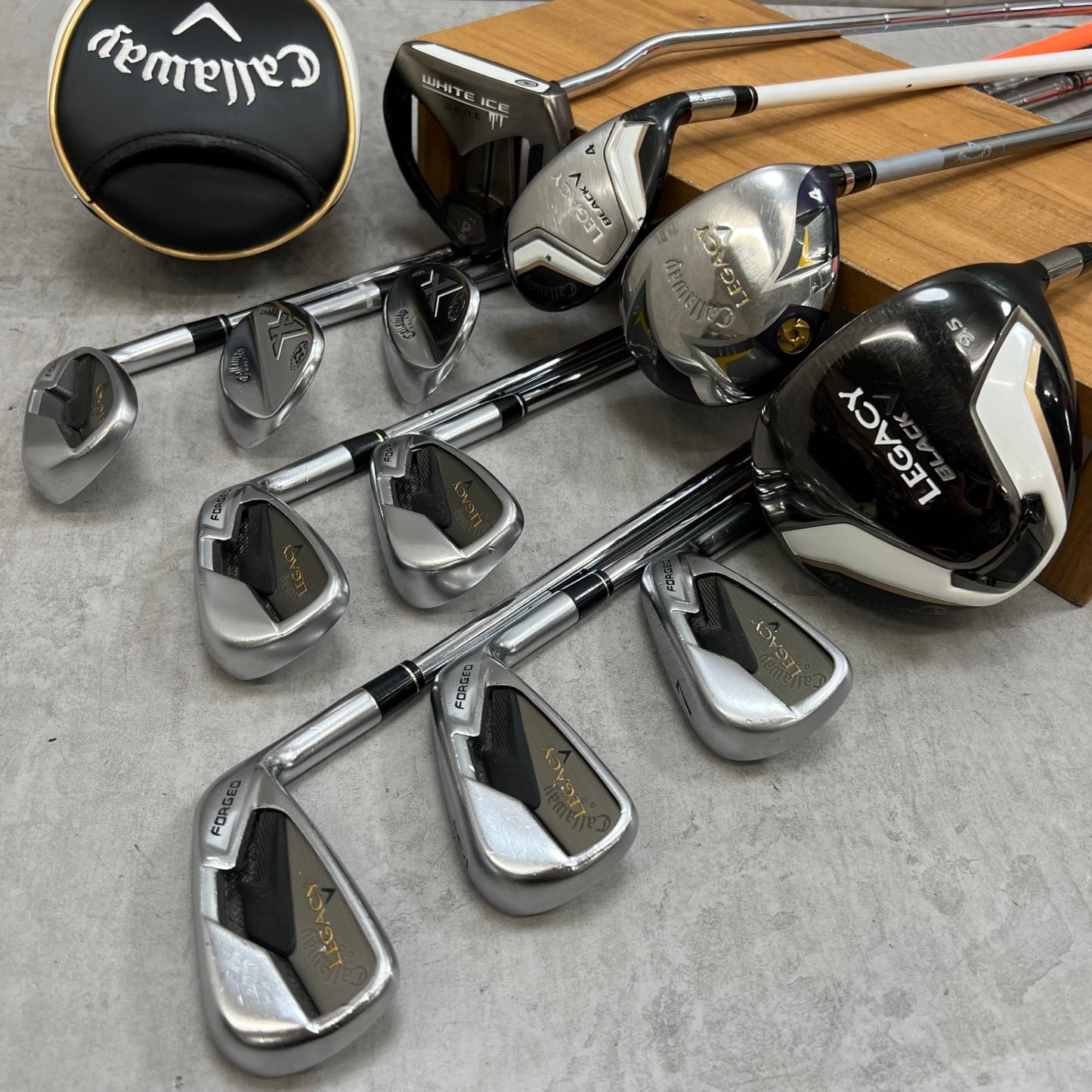 Callaway キャロウェイ メンズゴルフ クラブセット 12本 右利き用 キャディバッグ付き
