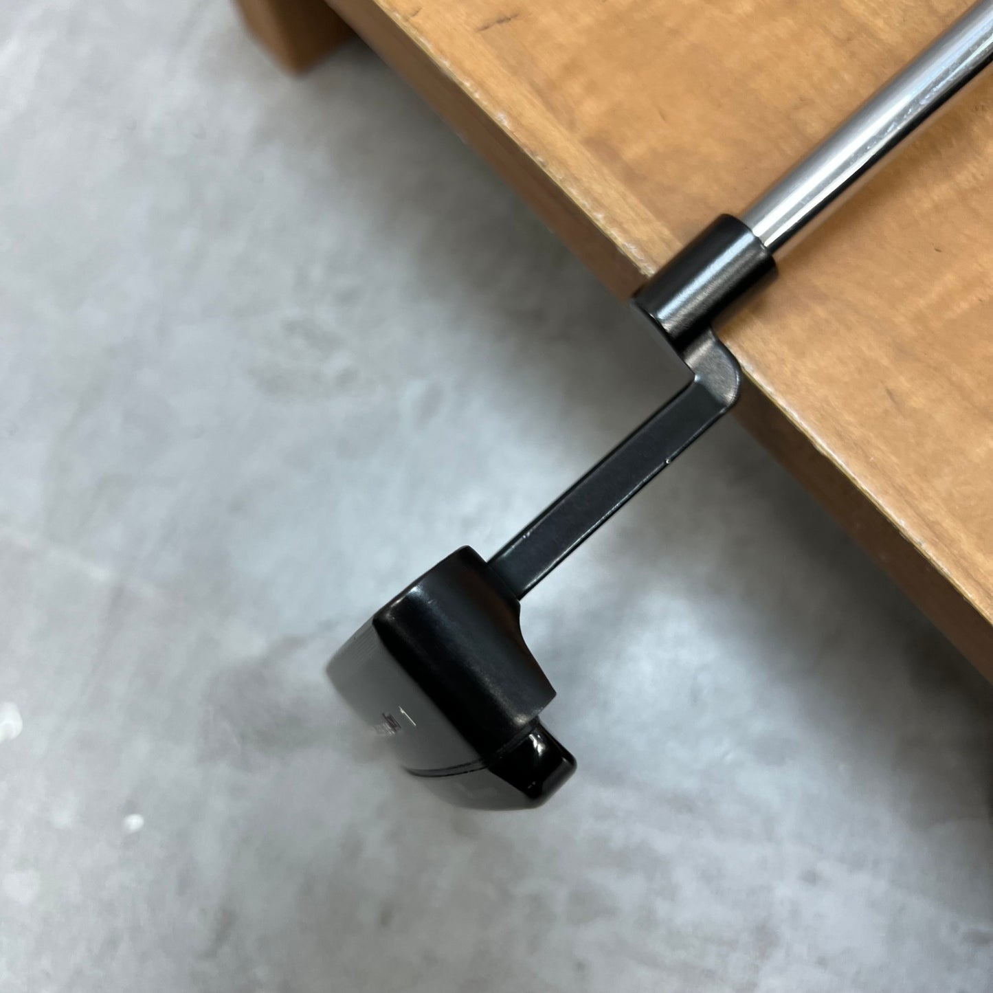 オデッセイ　ブラックシリーズ　iX　1　メンズゴルフ　パター　右利き用　34インチ　ODYSSEY　brack SERIES