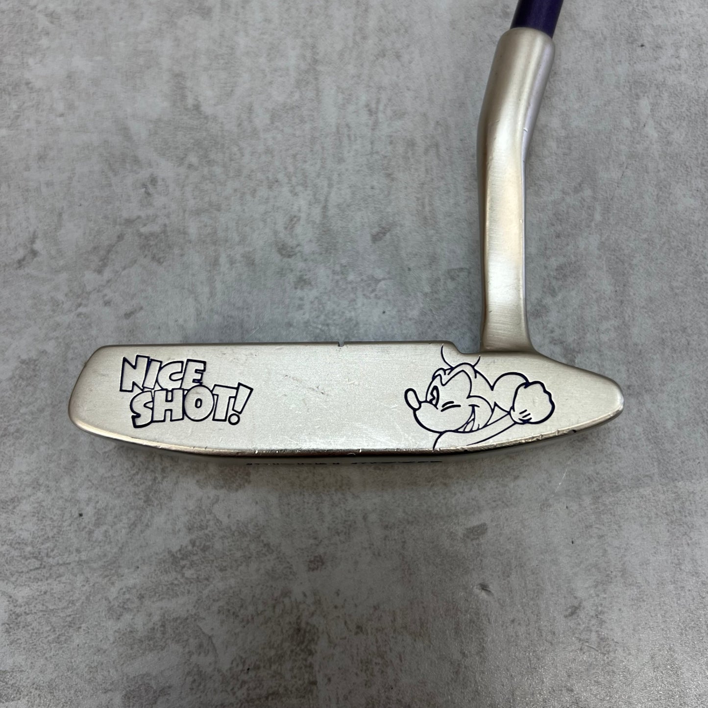 ディズニースポーツ　ミッキーマウス　レディースゴルフ　パター　右利き用　ピン型　33インチ　DISNEY SPORTS　MICKEY MOUSE