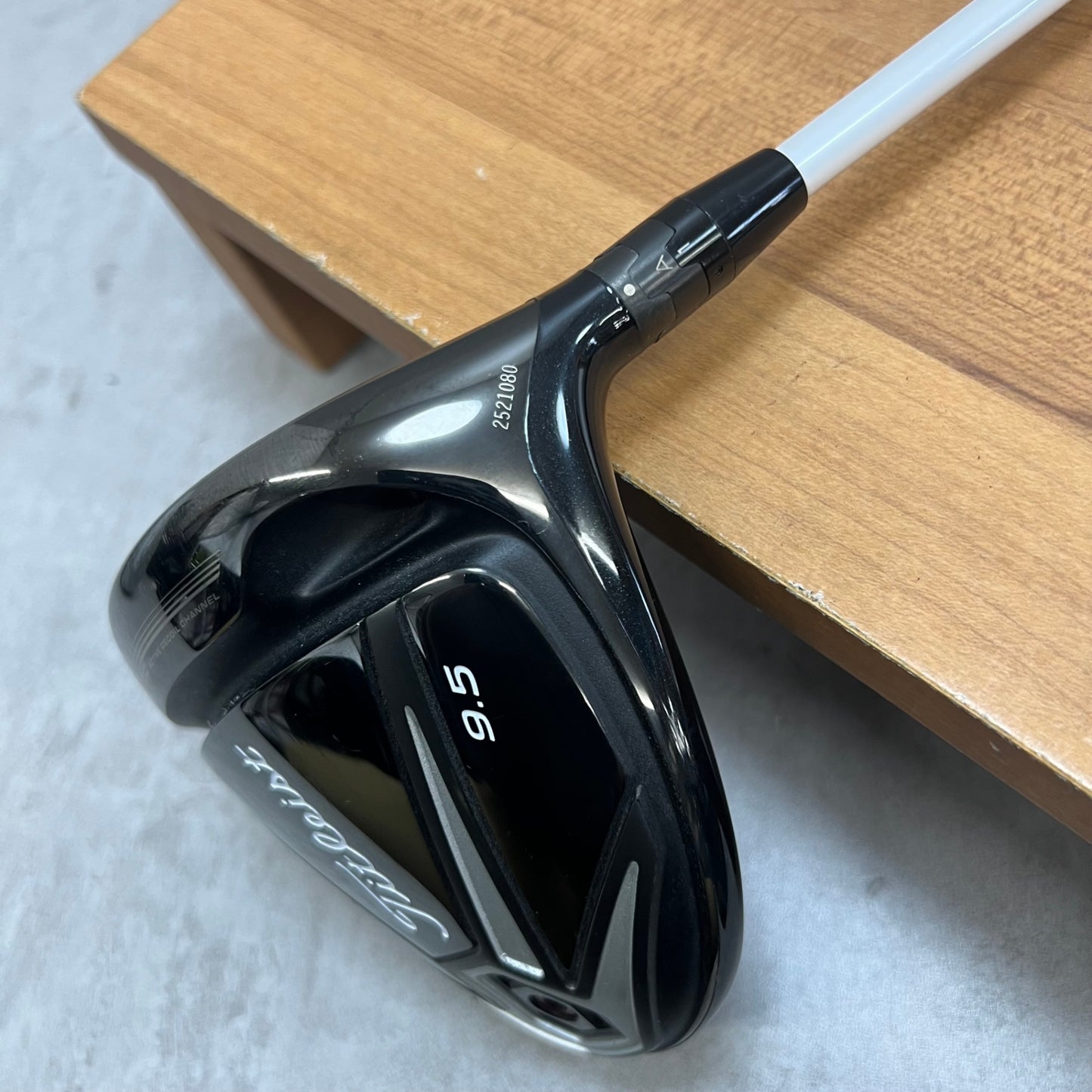 タイトリスト　915D2　ドライバー　DR　フジクラカーボンシャフト　44.75インチ　右利き　Titleist