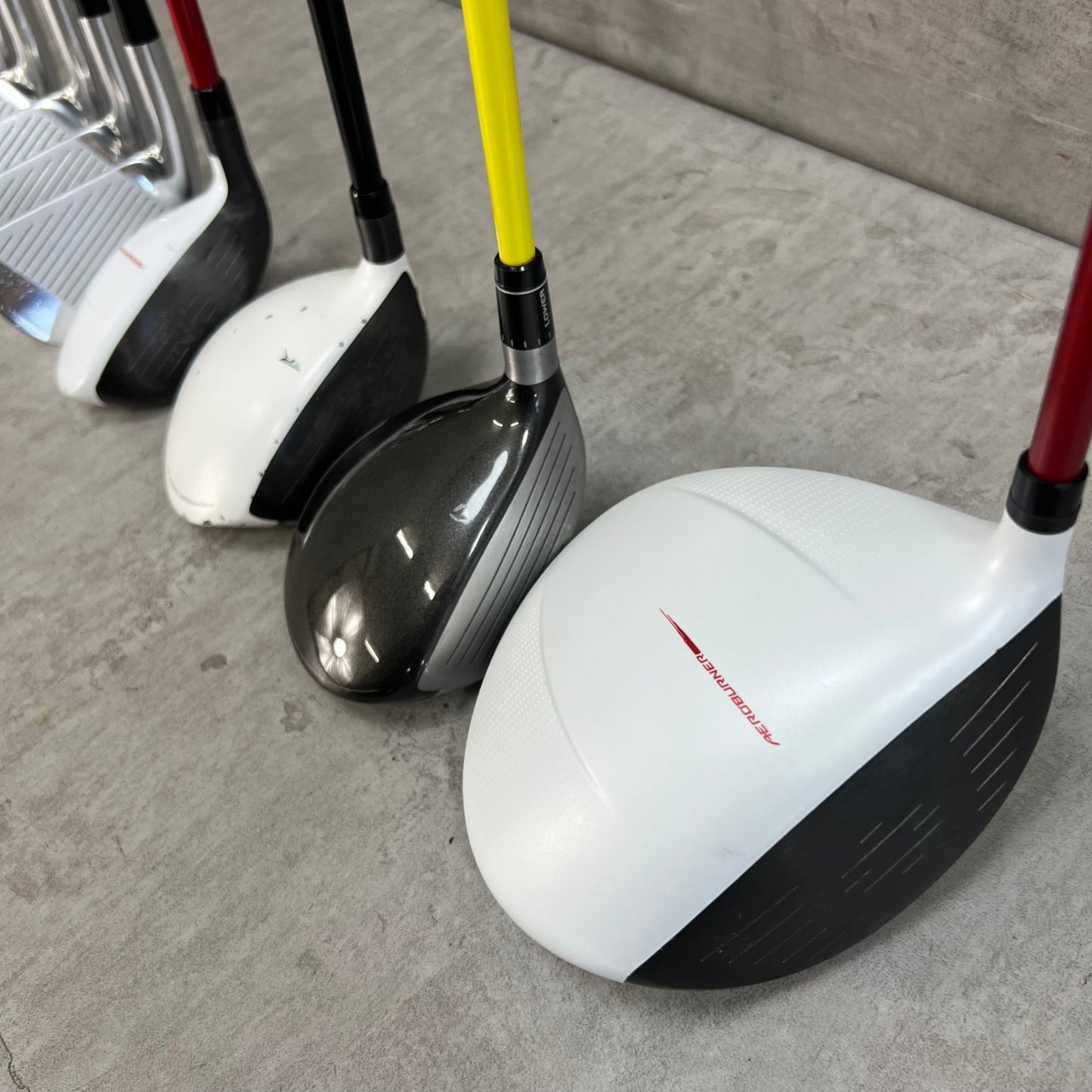 テーラーメイド　タイトリスト　メンズゴルフ　クラブセット　13本　右利き用　TaylorMade Titleist