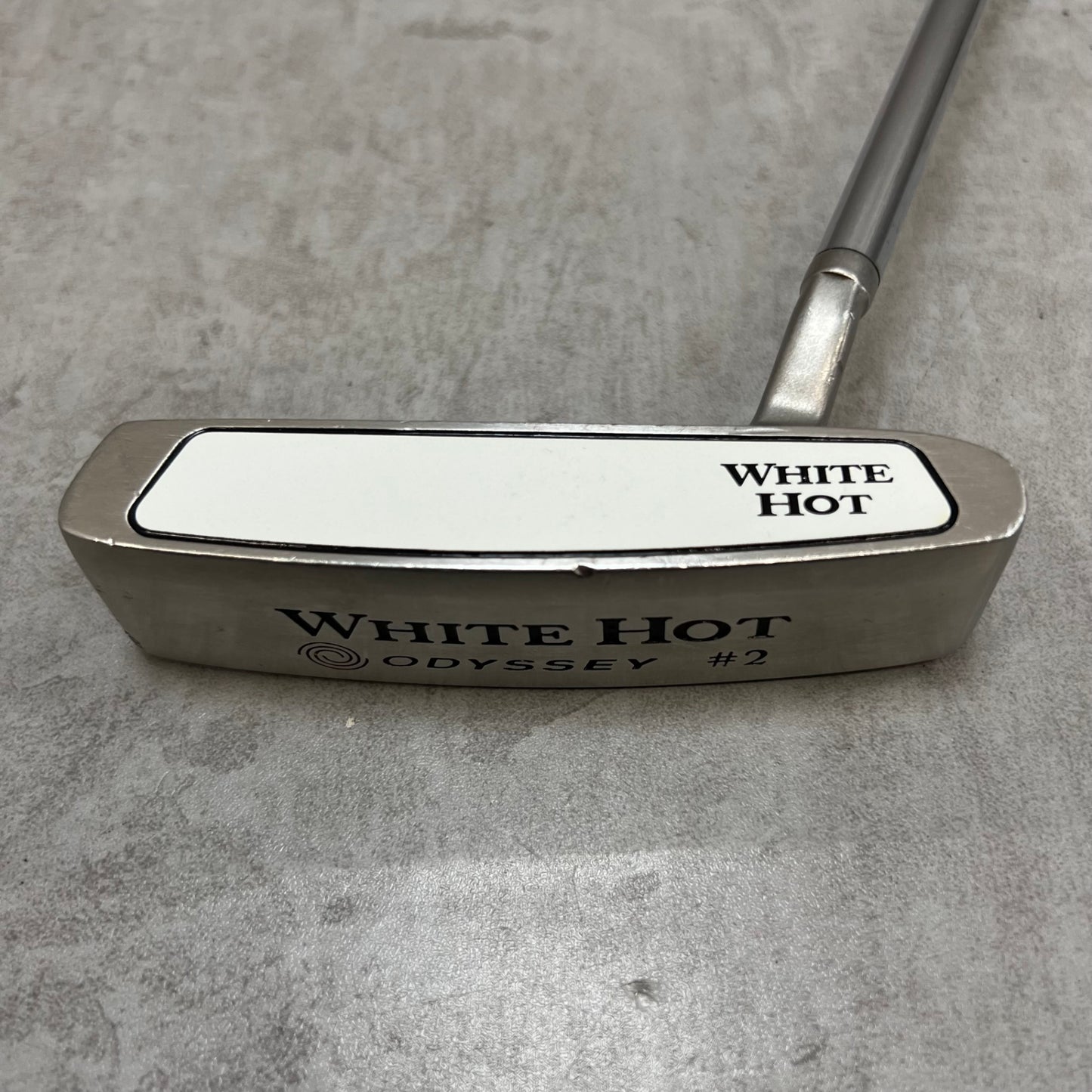 オデッセイ　ホワイトホット ♯2　メンズゴルフ　パター　右利き用　33インチ　ODYSSEY　WHITE HOT