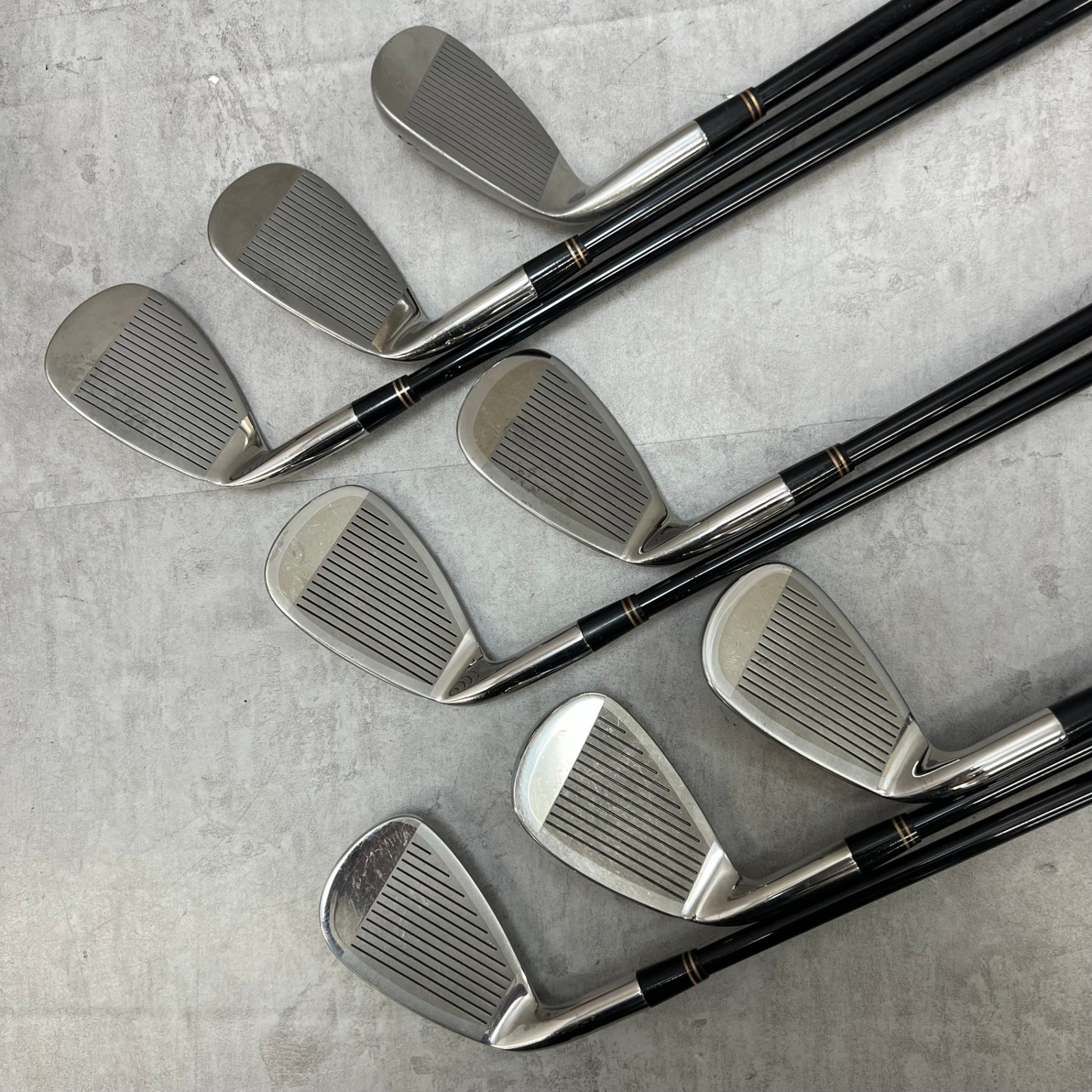 テーラーメイド　アドバイザー　メンズゴルフ　クラブセット　12本　右利き用　TaylorMade　advisor