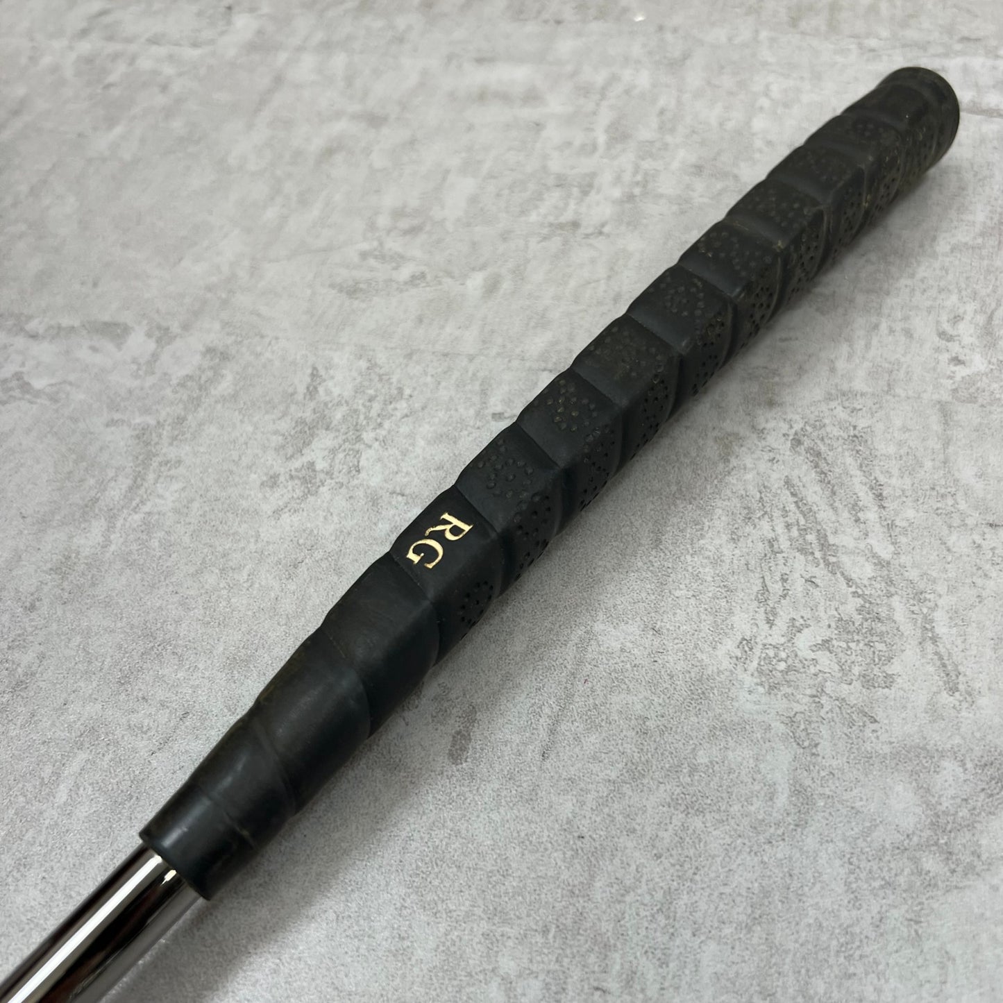 ツアークラシック　ロイヤルパーシモン　メンズゴルフ　木製パター	マレット	ベントネック	34.8インチ　右利き用