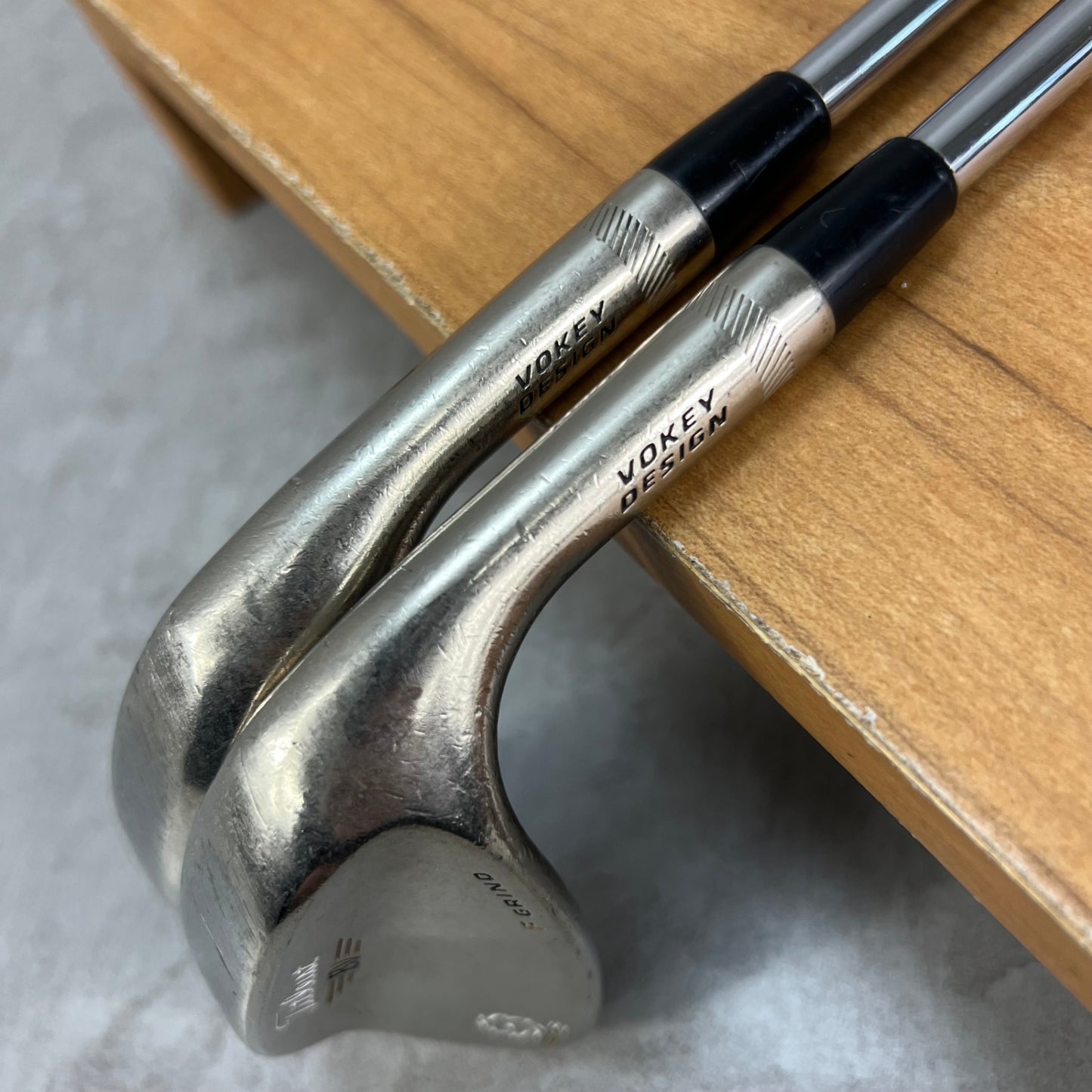 タイトリスト　ボーケイデザイン　SM5　メンズゴルフ　ウェッジ2本セット　S200　右利き用　アプローチ　サンド　52° 56° Titleist　VOKEY DESIGN