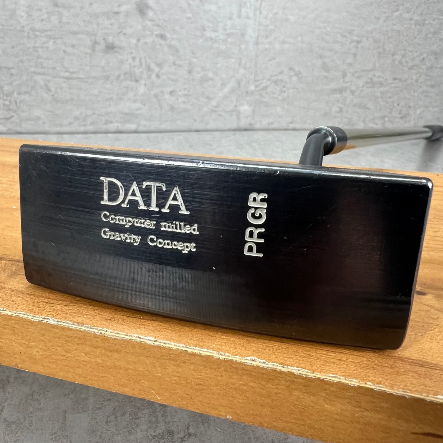 プロギア　データ　CM-2　メンズゴルフ　パター　右利き用　ピン型　35インチ　PRGR　DATA