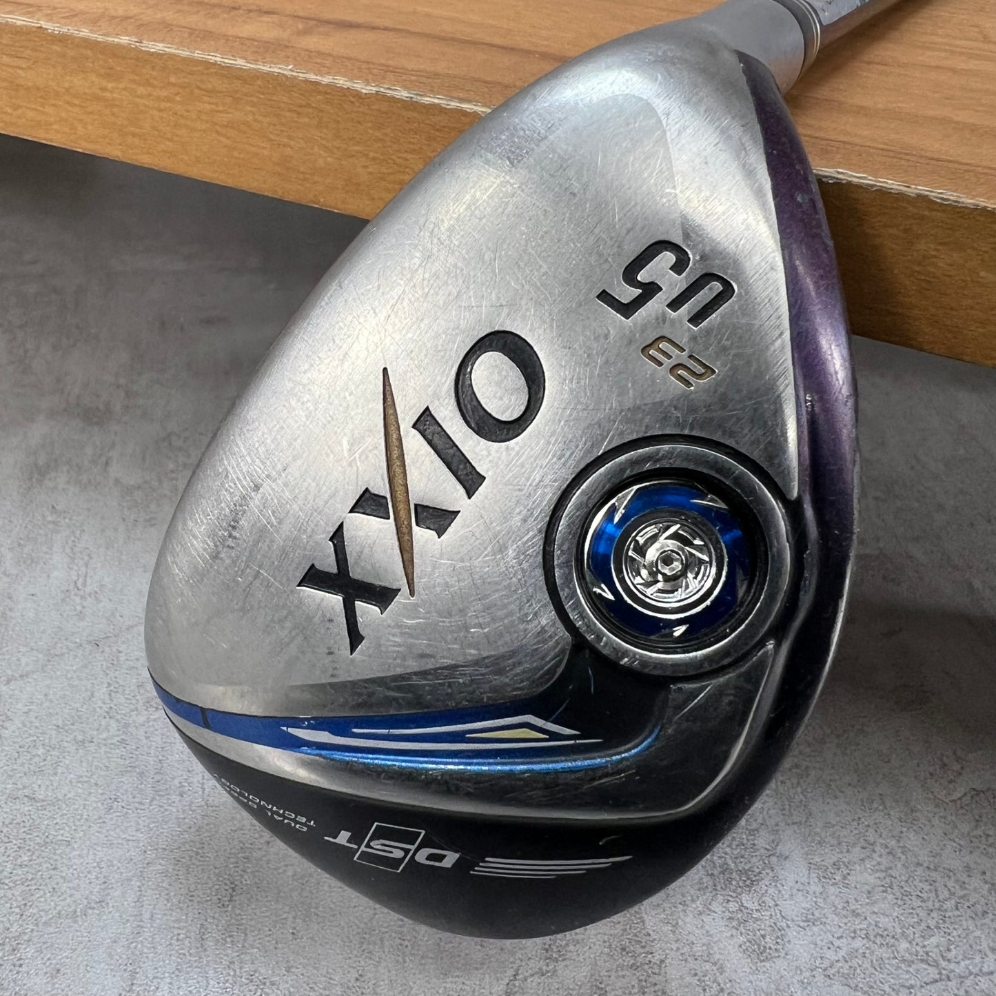 ゼクシオ　9代目　メンズゴルフユーティリティ　5UT　右利き　フレックスR　純正カーボンシャフト　XXIO9