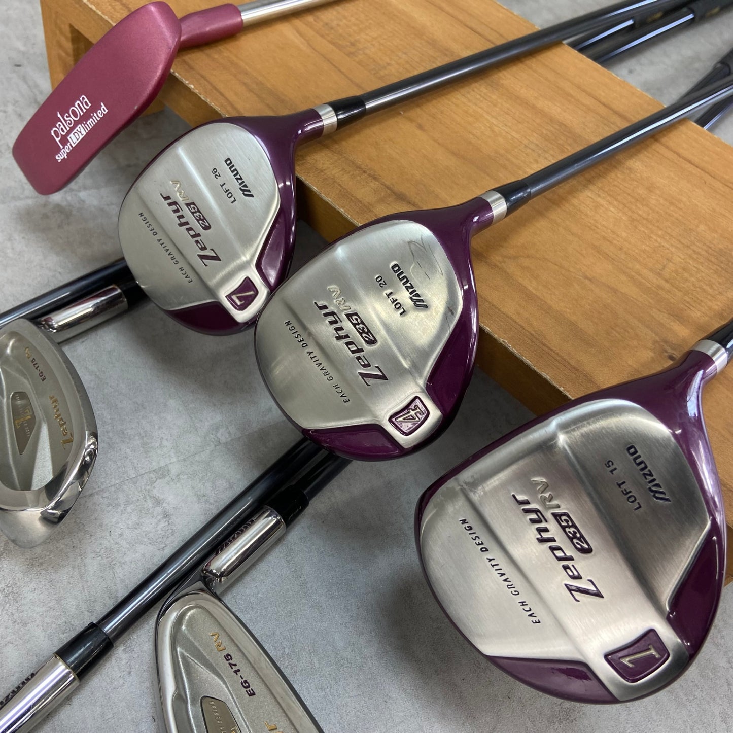 ミズノ　ゼファー　レディースゴルフ　クラブセット　8本　右利き用　L　MIZUNO　Zephyr