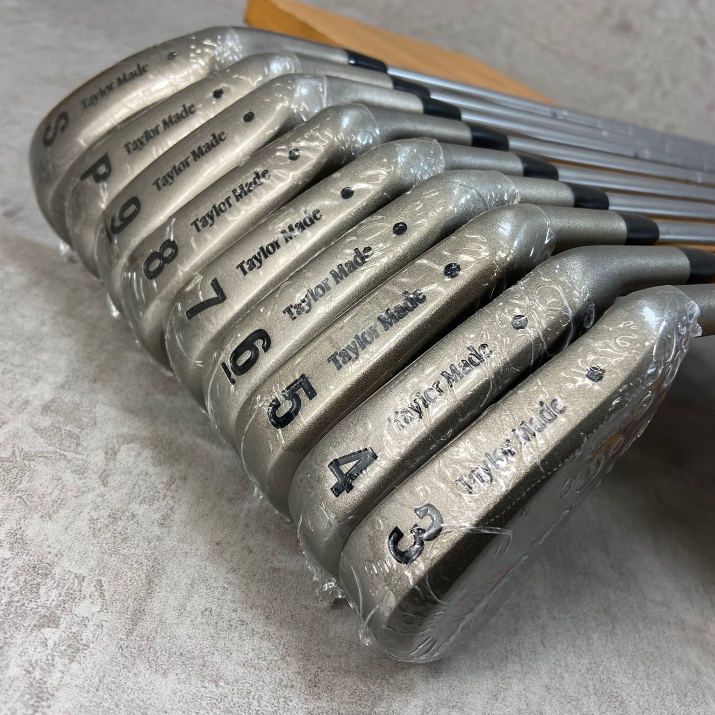 希少　デッドストック　テーラーメイド　ICW11 メンズゴルフ　アイアンセット　9本　R 右利き用　TaylorMade