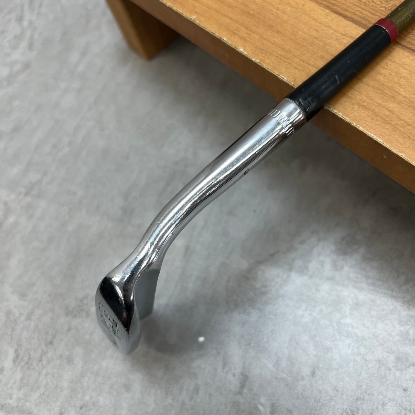 Tommy Armour　トミーアーマー　シルバースコット　カスタムメイド	メンズゴルフ　パター	ピン型　L字	35インチ	右利き用